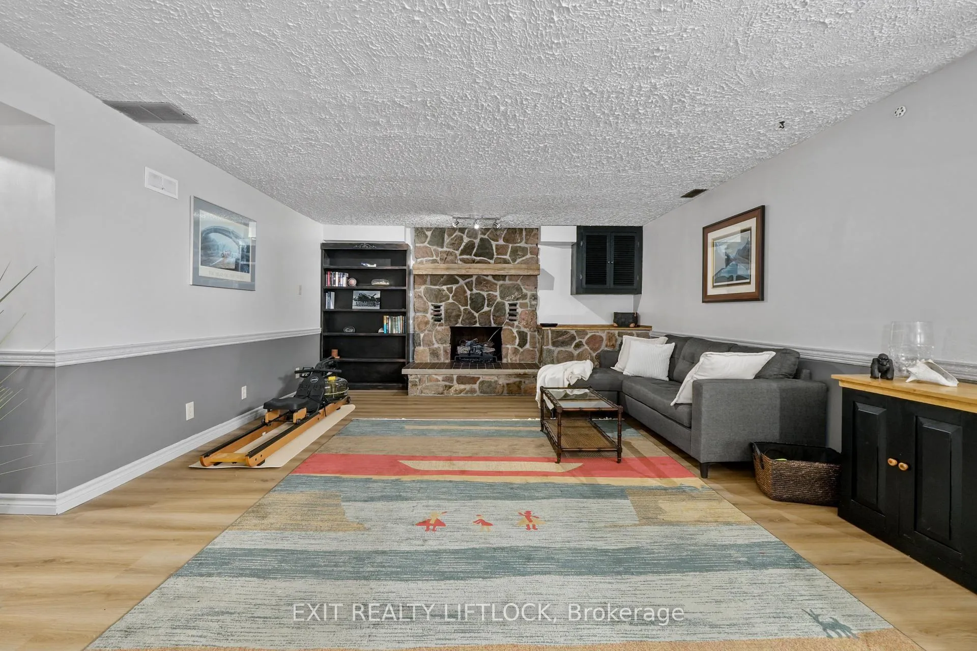Photo 13 of 273 Maxwell Avenue, Peterborough, Ashburnham Ward 4 — HOMEH