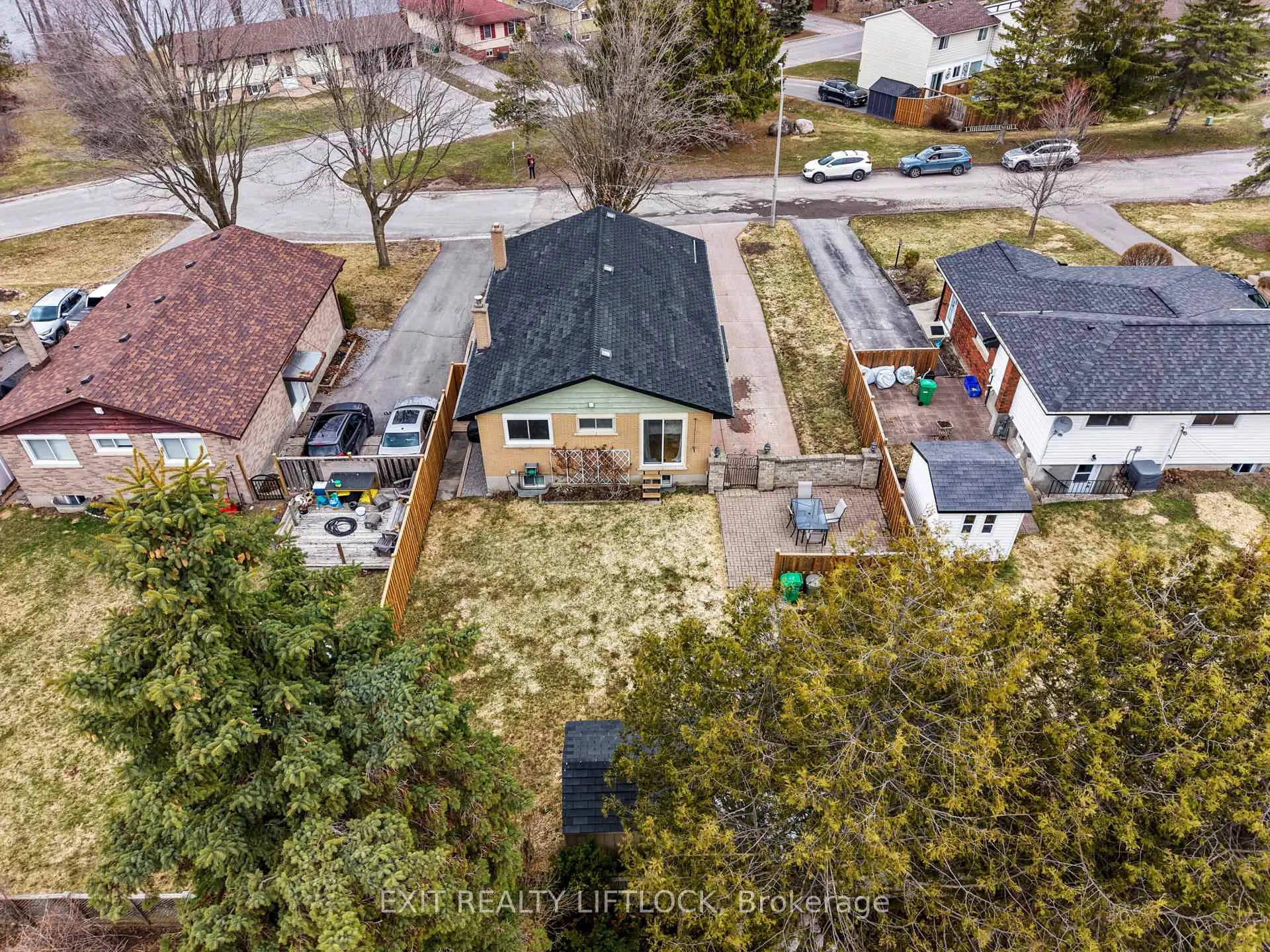 Photo 16 of 273 Maxwell Avenue, Peterborough, Ashburnham Ward 4 — HOMEH