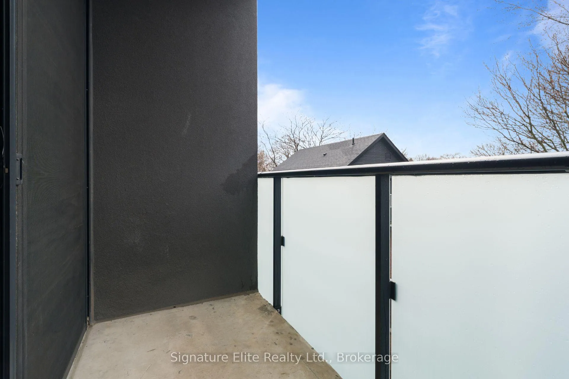 Photo 11 of Unit 301, 1075 Queen Street E, Toronto, South Riverdale — HOMEH