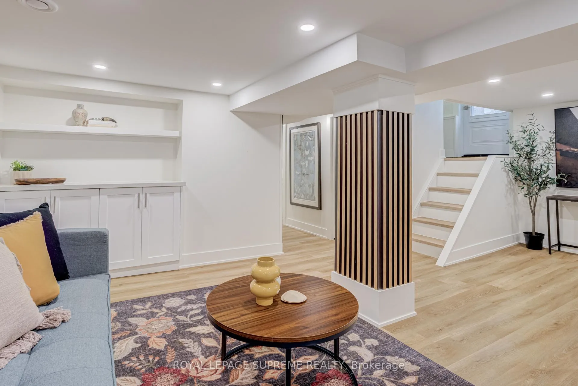 Photo 13 of 21 Murray Street, Brampton, Downtown Brampton — HOMEH