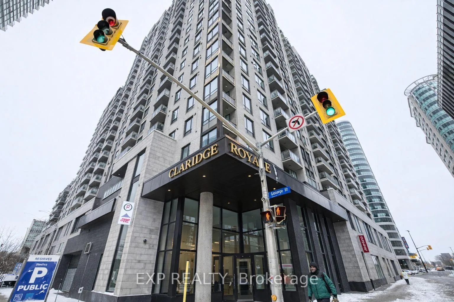 Front of Unit 1410, 180 george Street