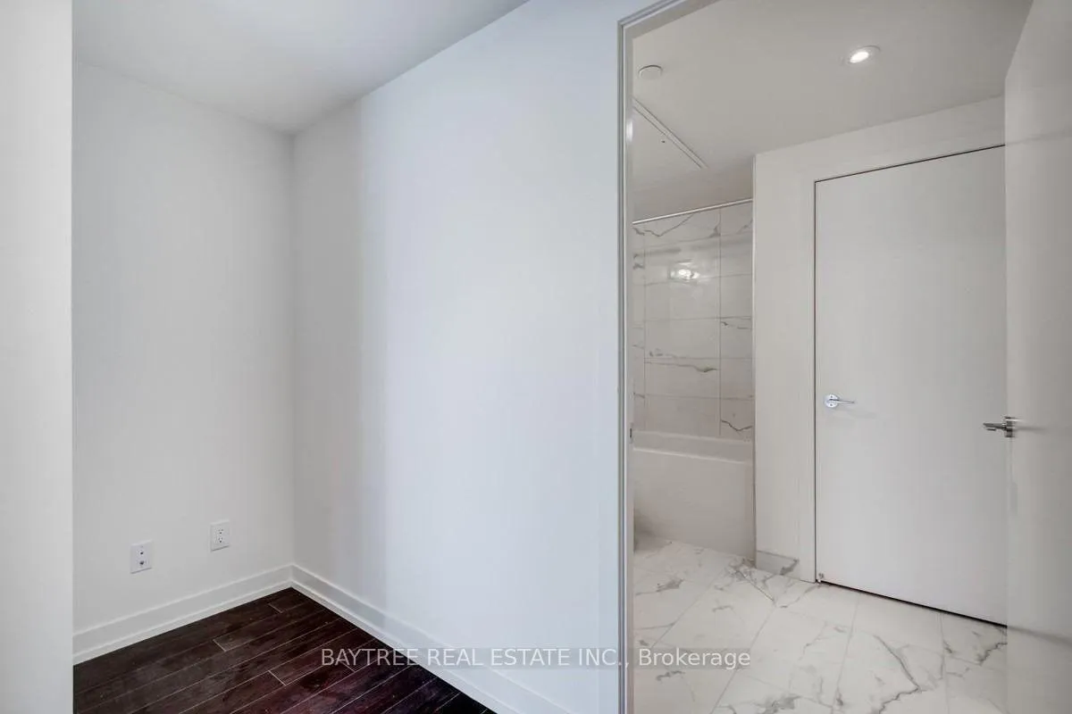 Photo 7 of Unit 2705, 85 Wood Street, Toronto, Church-Yonge Corridor — HOMEH