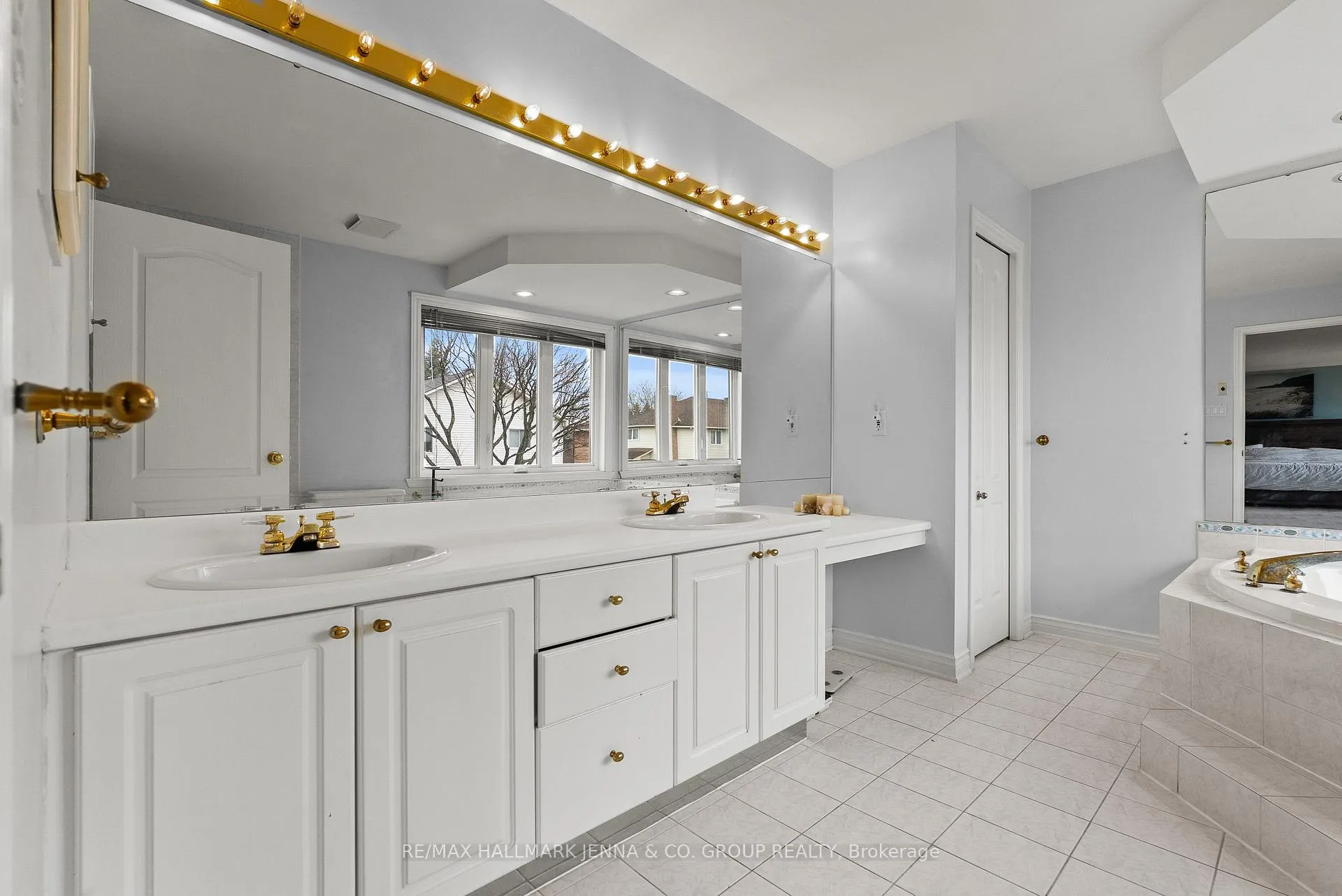 Photo 24 of 14 Holly Ridge, Ottawa, Stittsville (Central) — HOMEH