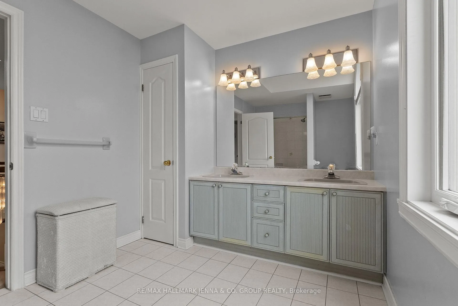 Photo 29 of 14 Holly Ridge, Ottawa, Stittsville (Central) — HOMEH