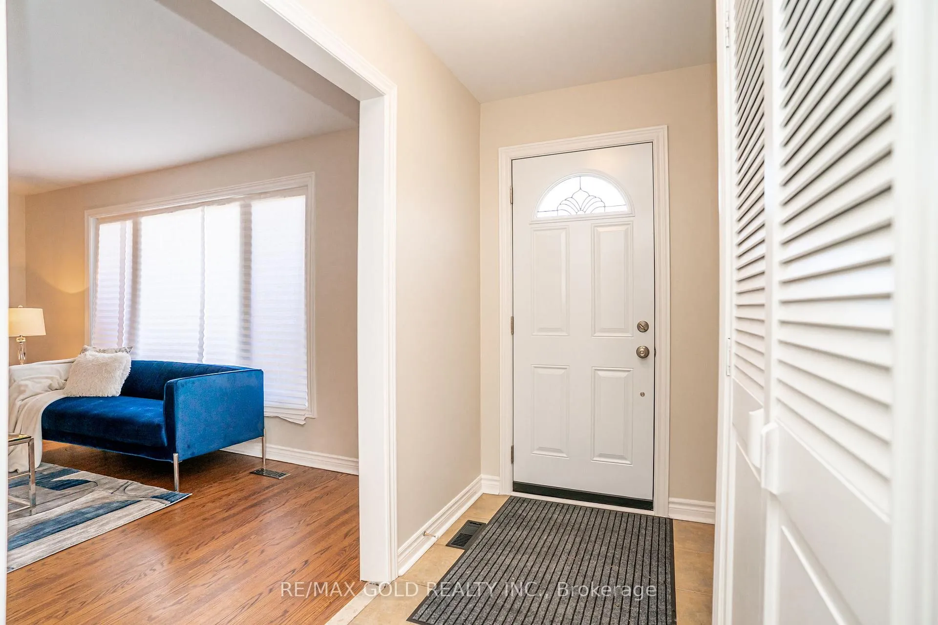 Photo 7 of 27 Davenport Crescent, Brampton, Southgate — HOMEH