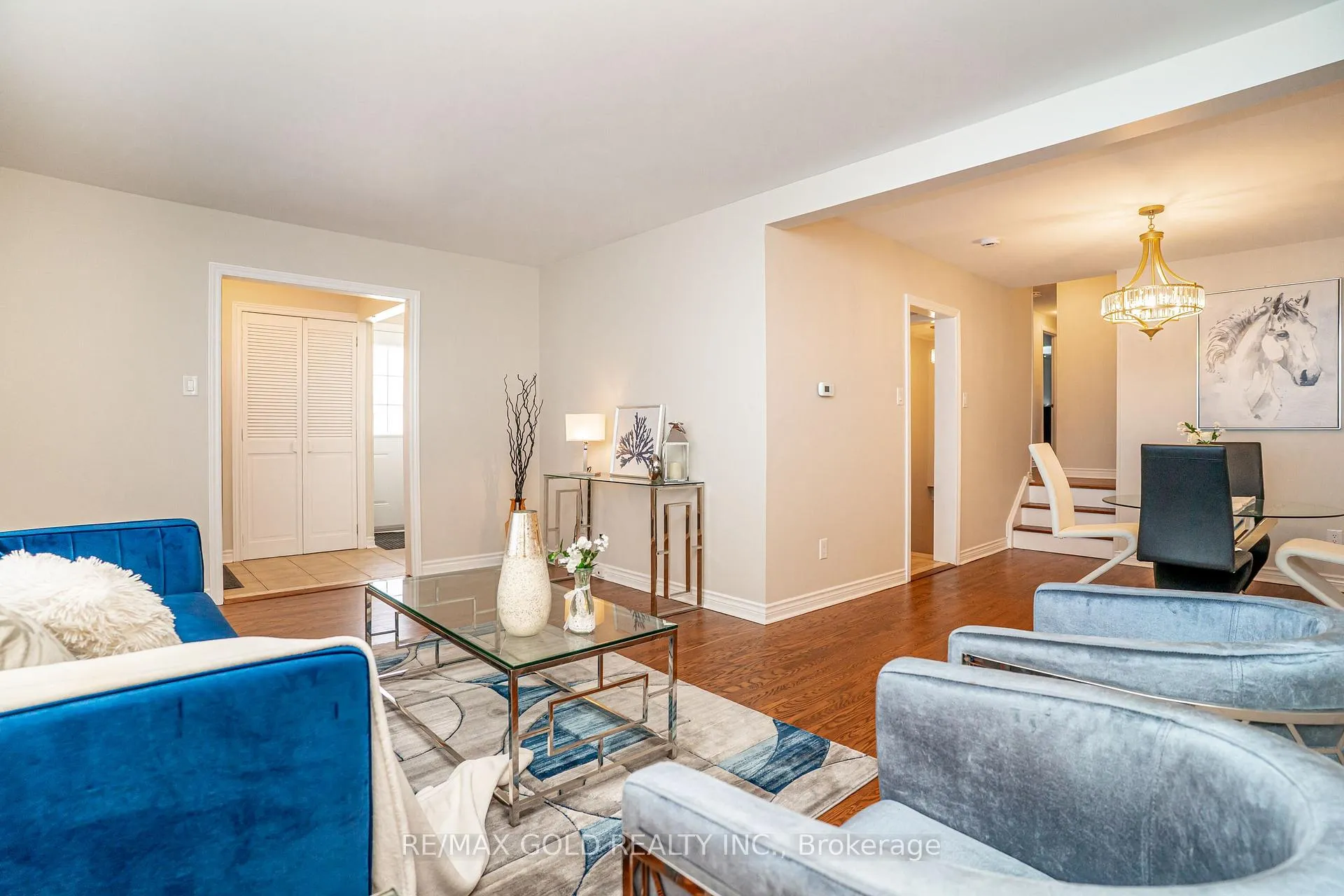Photo 9 of 27 Davenport Crescent, Brampton, Southgate — HOMEH