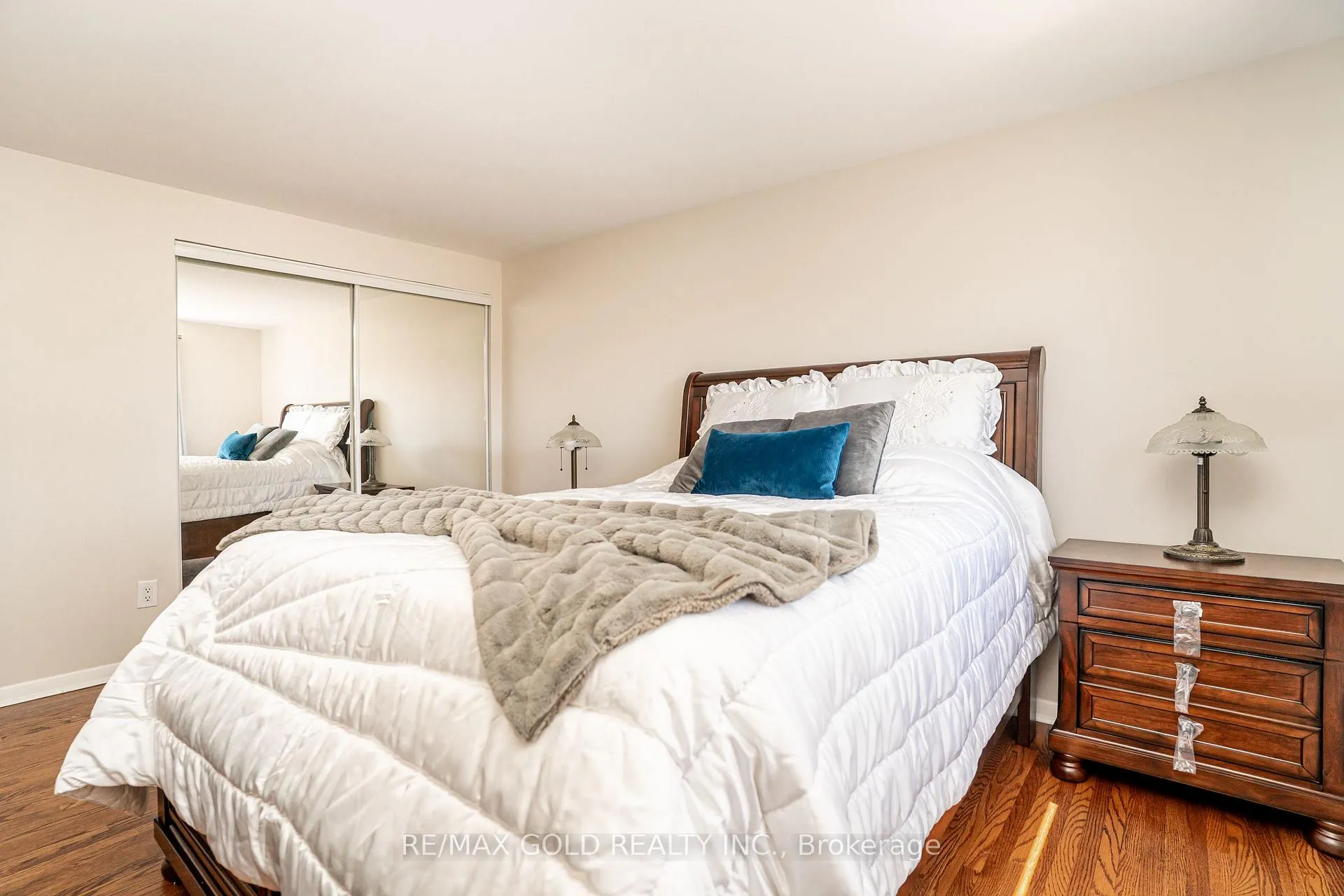 Photo 20 of 27 Davenport Crescent, Brampton, Southgate — HOMEH