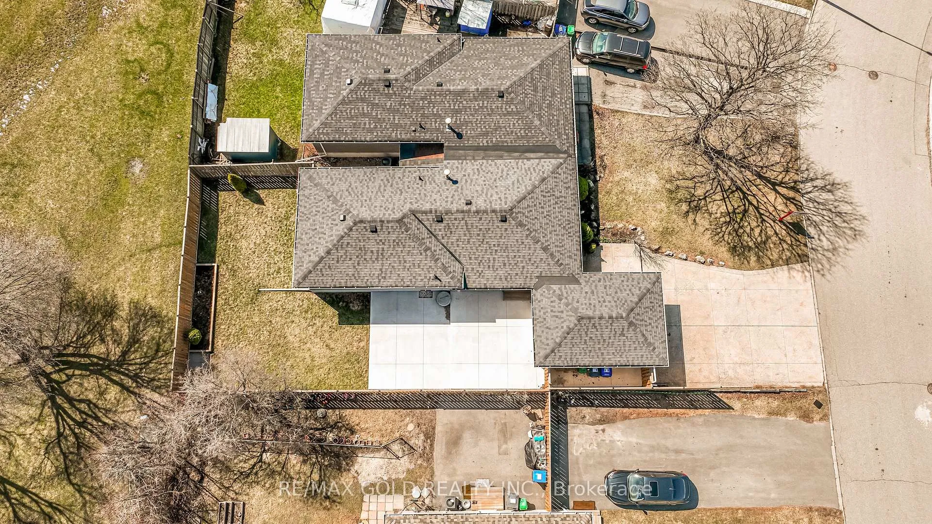 Photo 44 of 27 Davenport Crescent, Brampton, Southgate — HOMEH