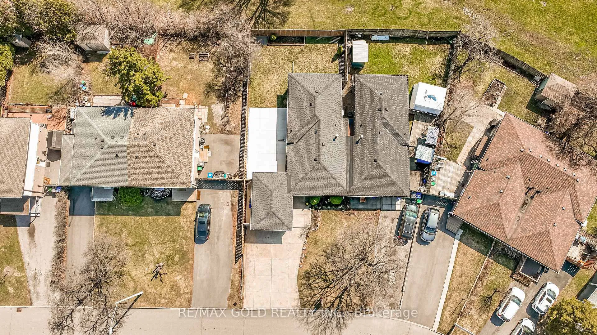 Photo 46 of 27 Davenport Crescent, Brampton, Southgate — HOMEH