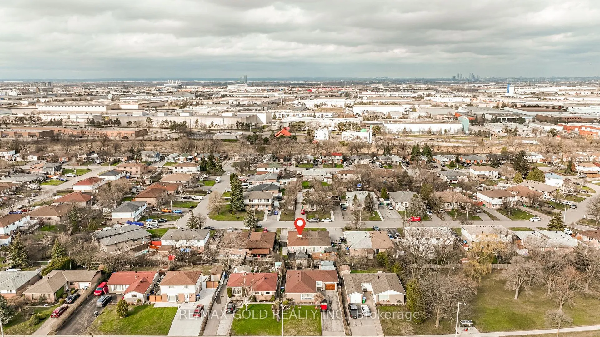 Photo 49 of 27 Davenport Crescent, Brampton, Southgate — HOMEH