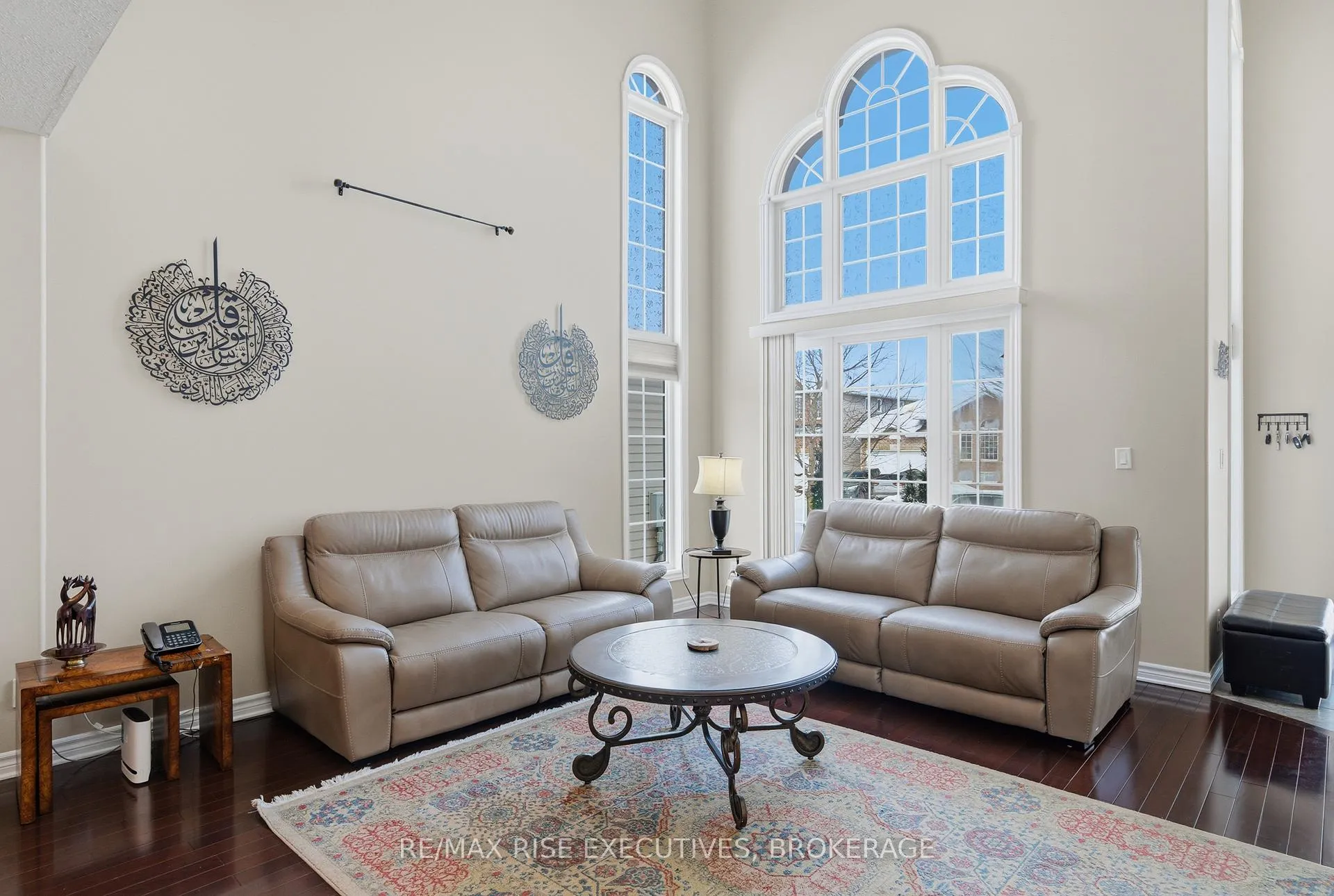 Photo 6 of 402 Cavendish Crescent, Kingston, City Northwest — HOMEH