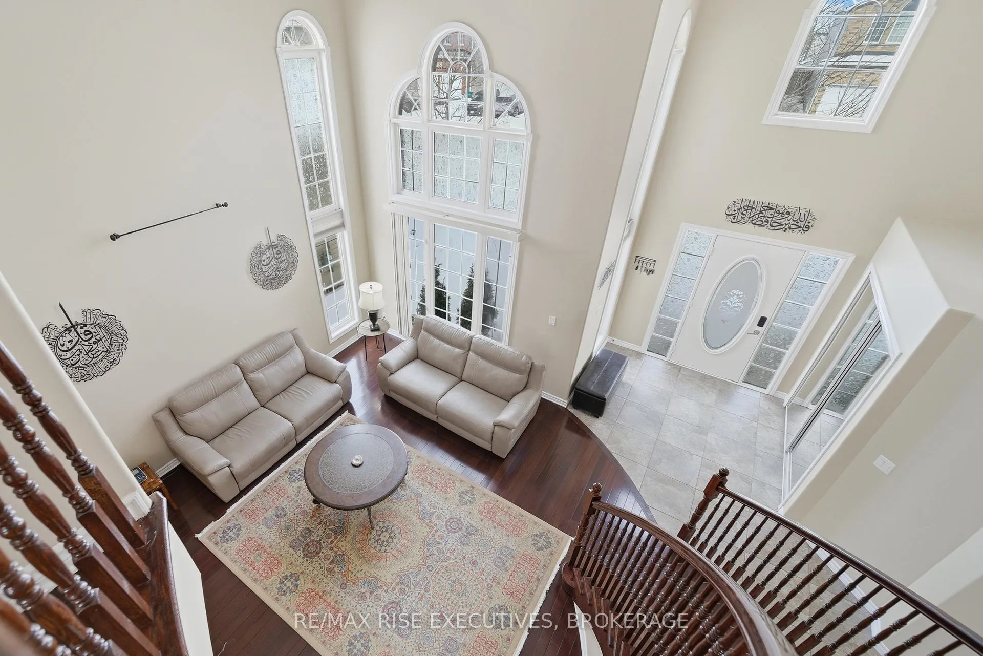 Photo 9 of 402 Cavendish Crescent, Kingston, City Northwest — HOMEH