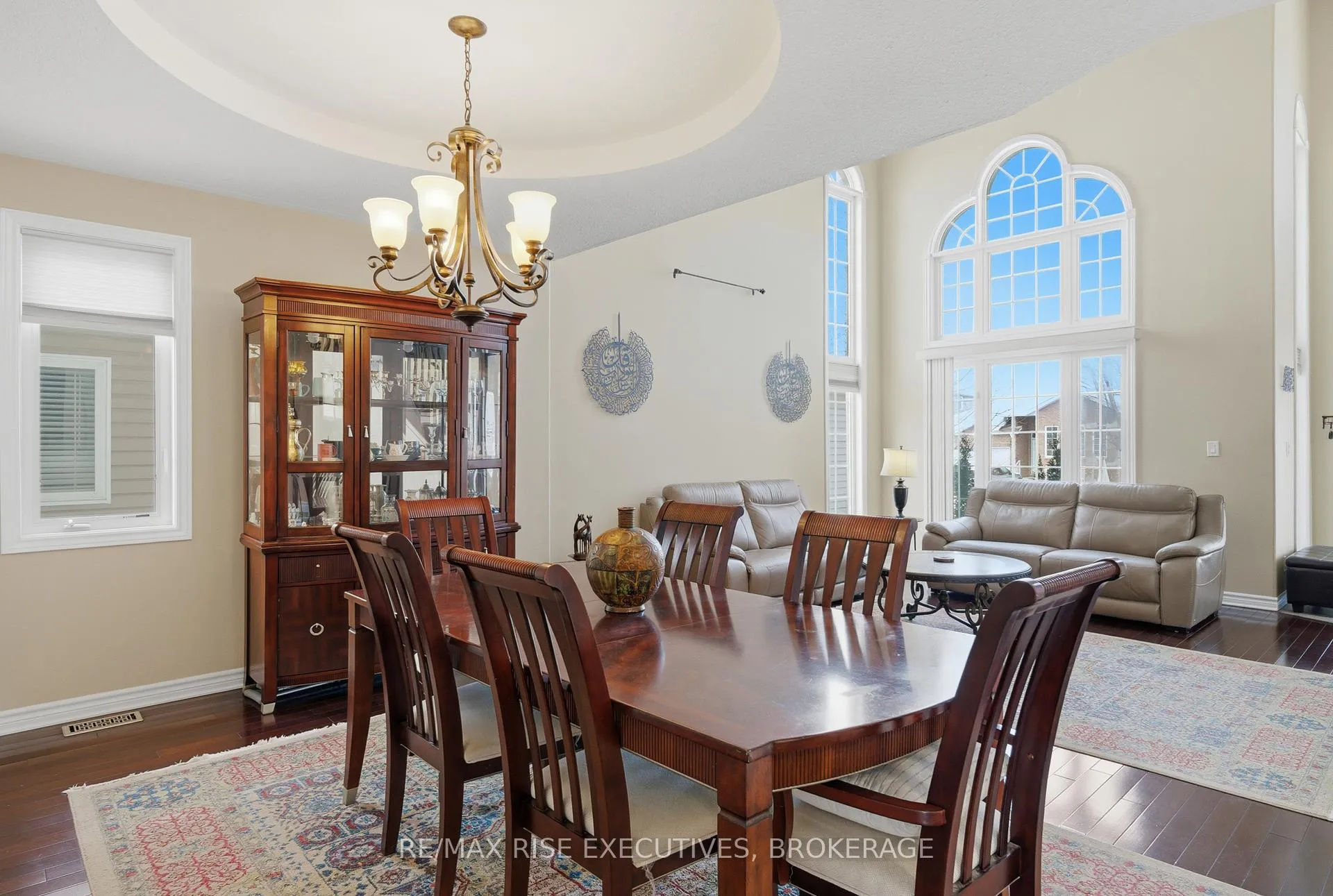 Photo 10 of 402 Cavendish Crescent, Kingston, City Northwest — HOMEH