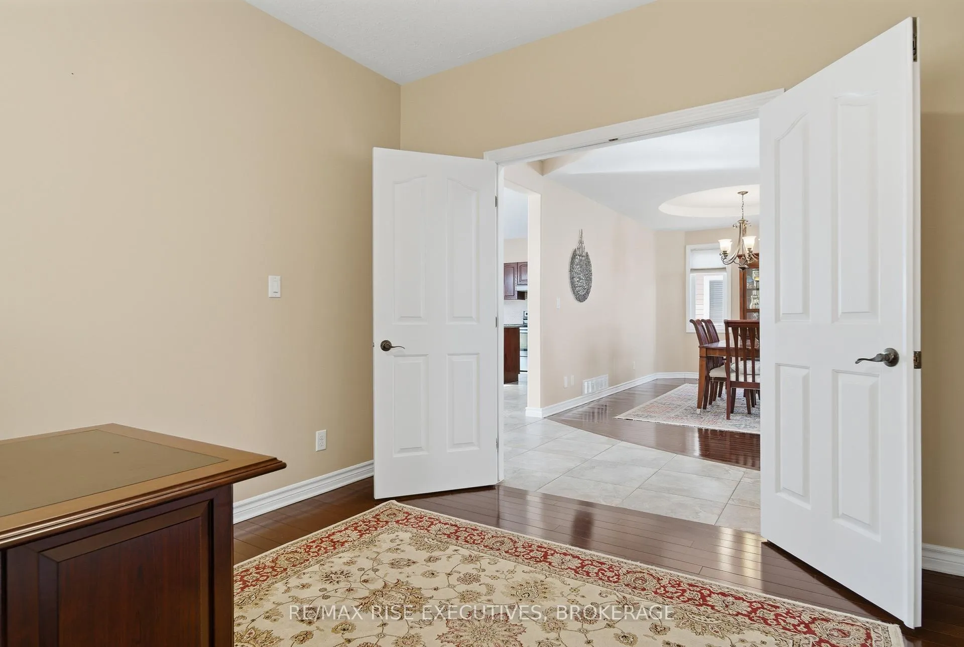 Photo 18 of 402 Cavendish Crescent, Kingston, City Northwest — HOMEH