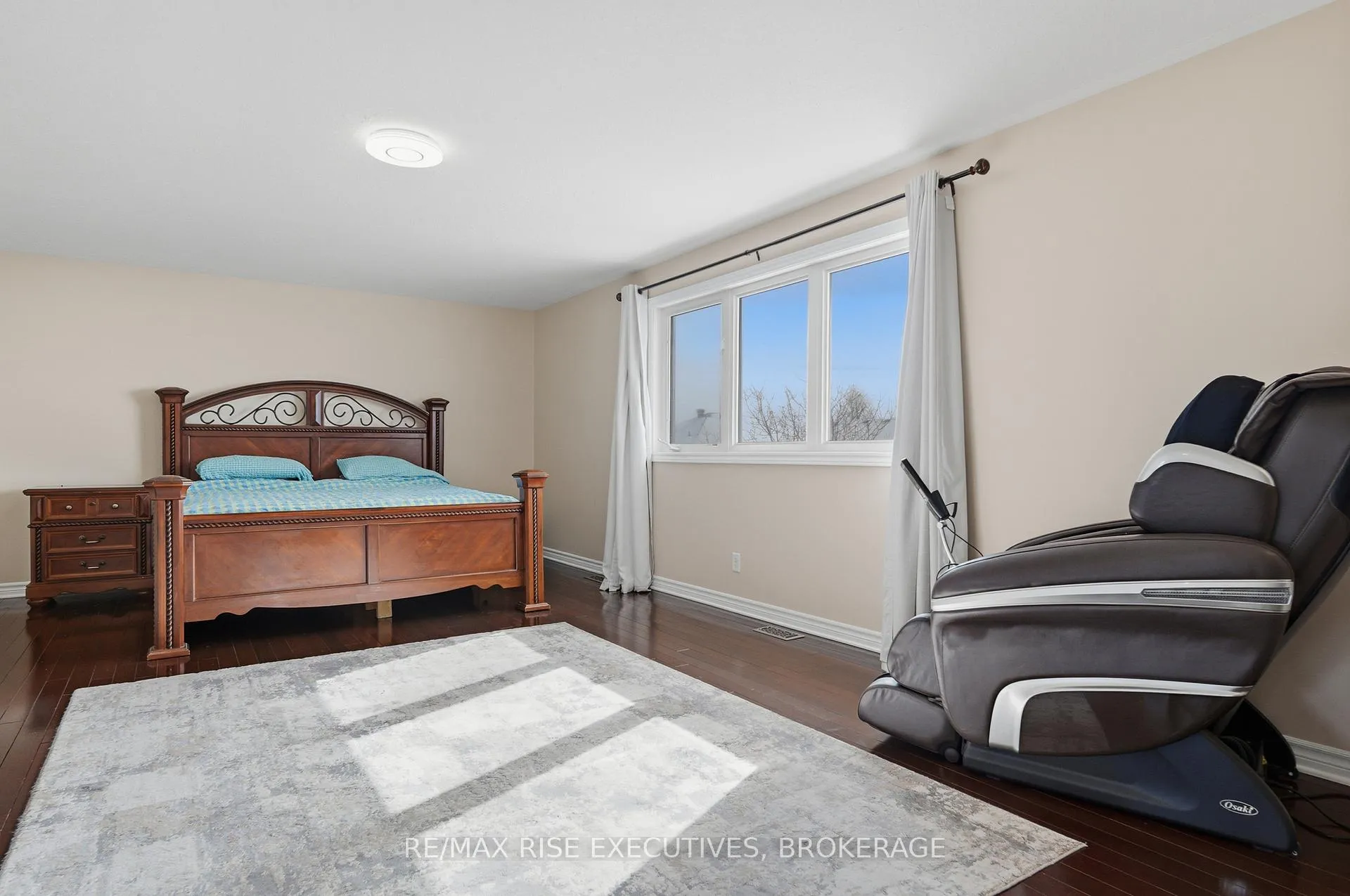 Photo 21 of 402 Cavendish Crescent, Kingston, City Northwest — HOMEH