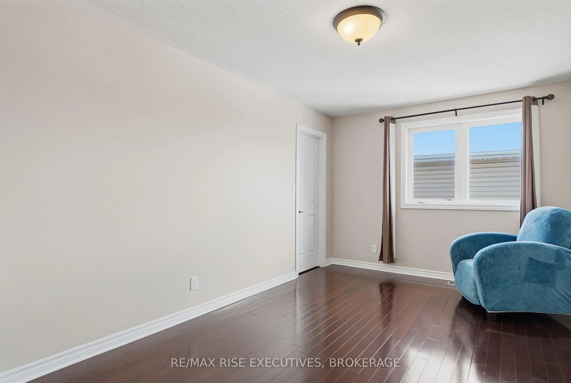 Photo 26 of 402 Cavendish Crescent, Kingston, City Northwest — HOMEH