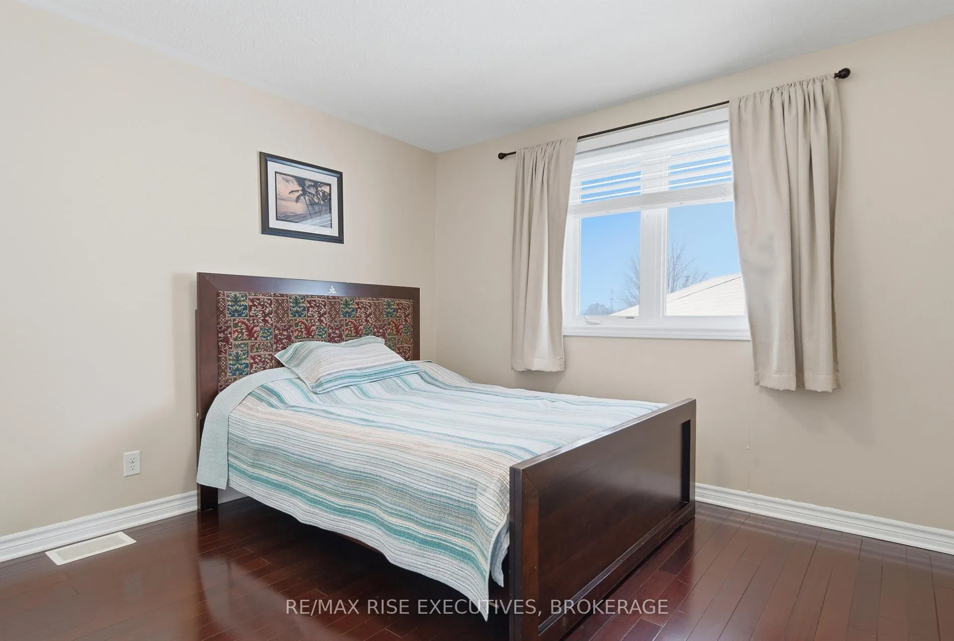 Photo 27 of 402 Cavendish Crescent, Kingston, City Northwest — HOMEH