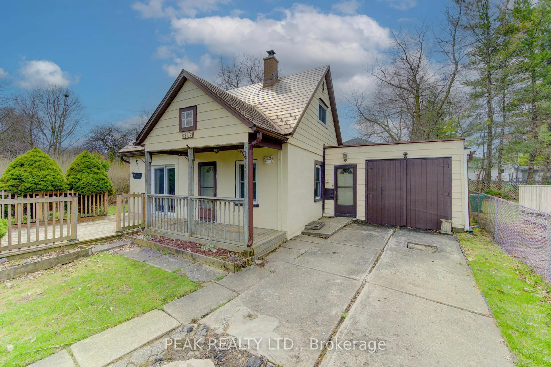 Photo 1 of 386 Peel Street, Wilmot — HOMEH
