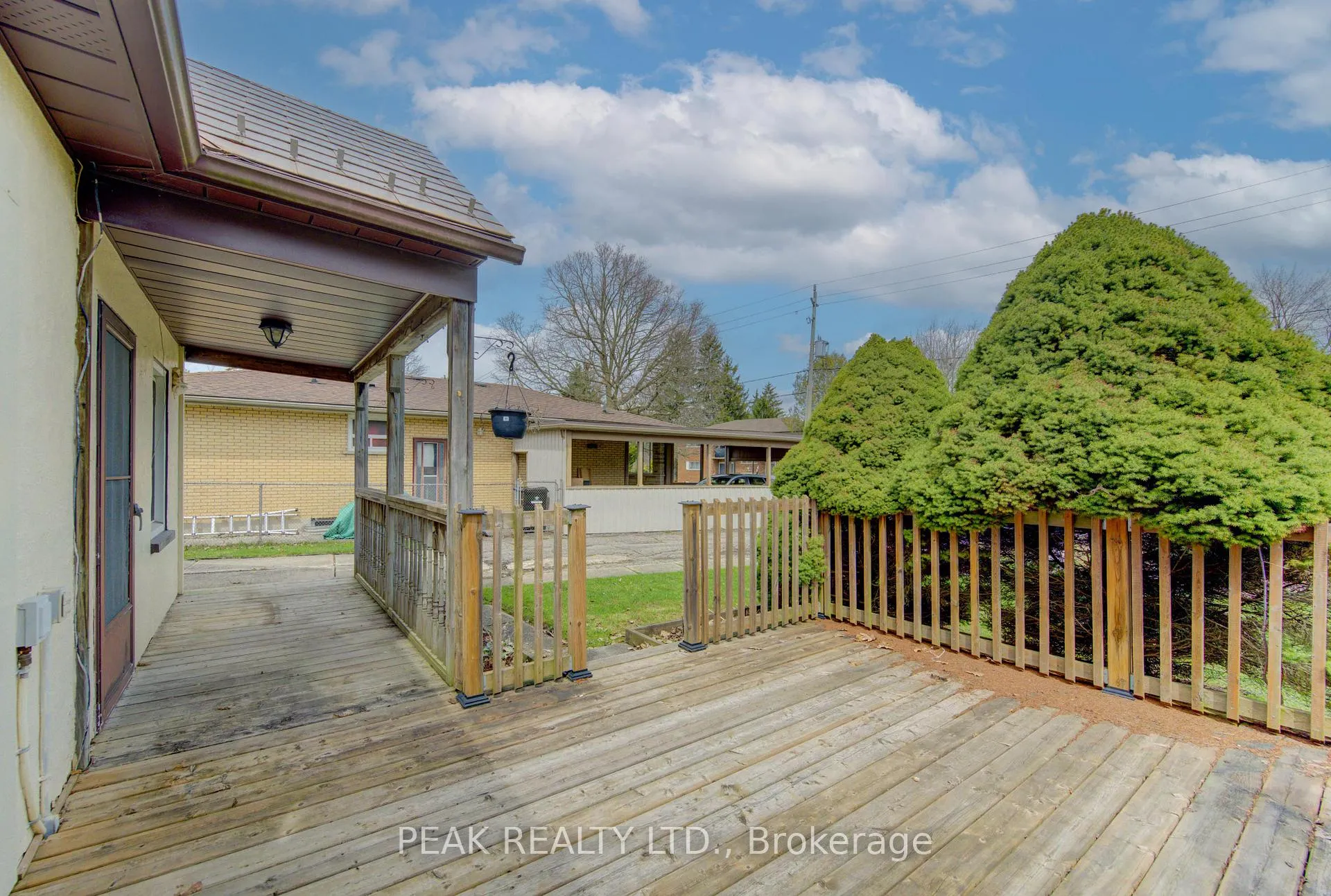 Photo 3 of 386 Peel Street, Wilmot — HOMEH