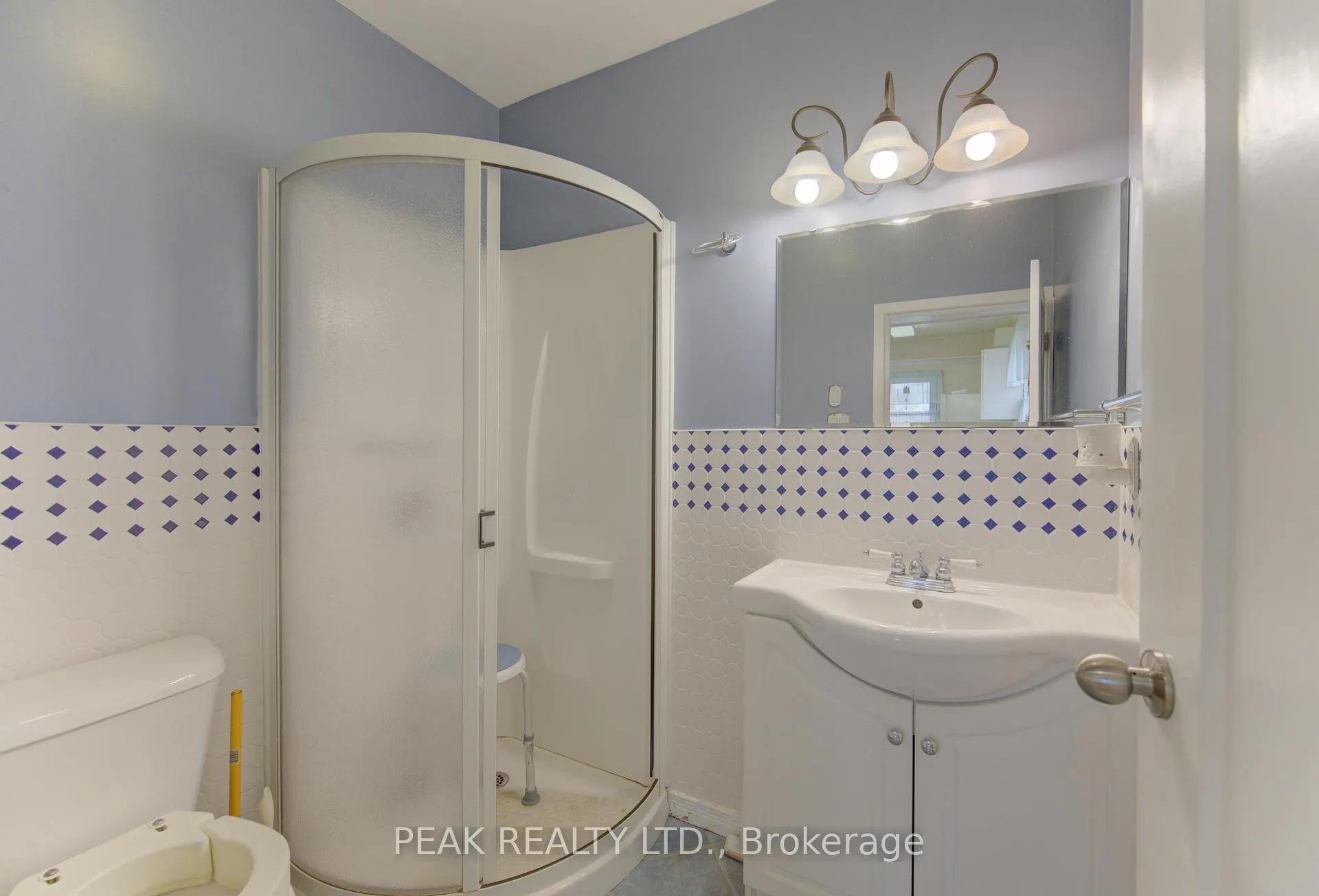 Photo 8 of 386 Peel Street, Wilmot — HOMEH