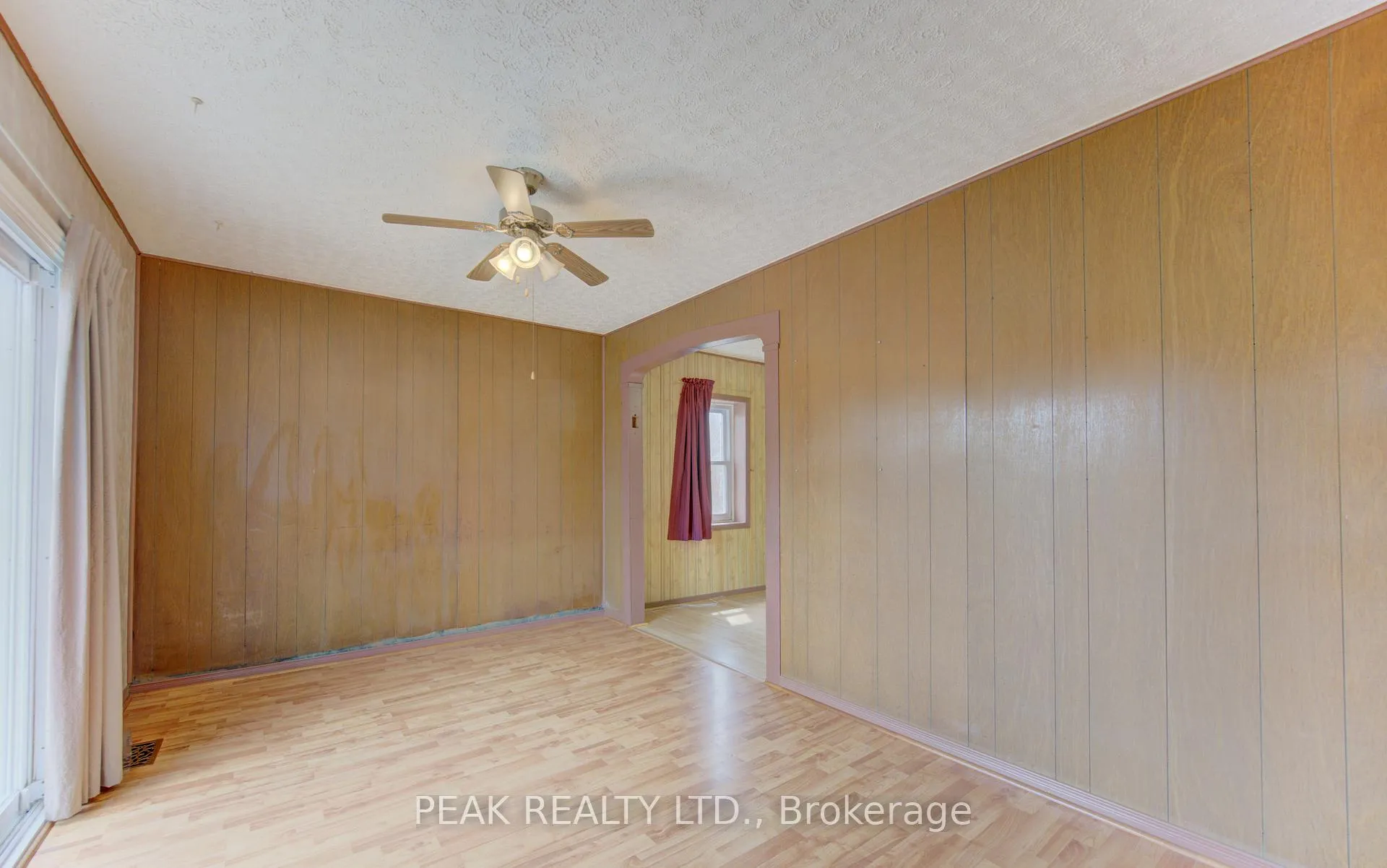 Photo 11 of 386 Peel Street, Wilmot — HOMEH
