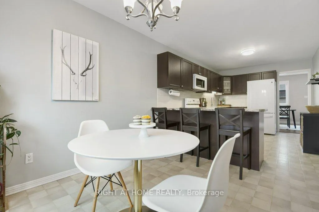 Photo 11 of 57 Chester Crescent, Ottawa, Barrhaven - On the Green — HOMEH