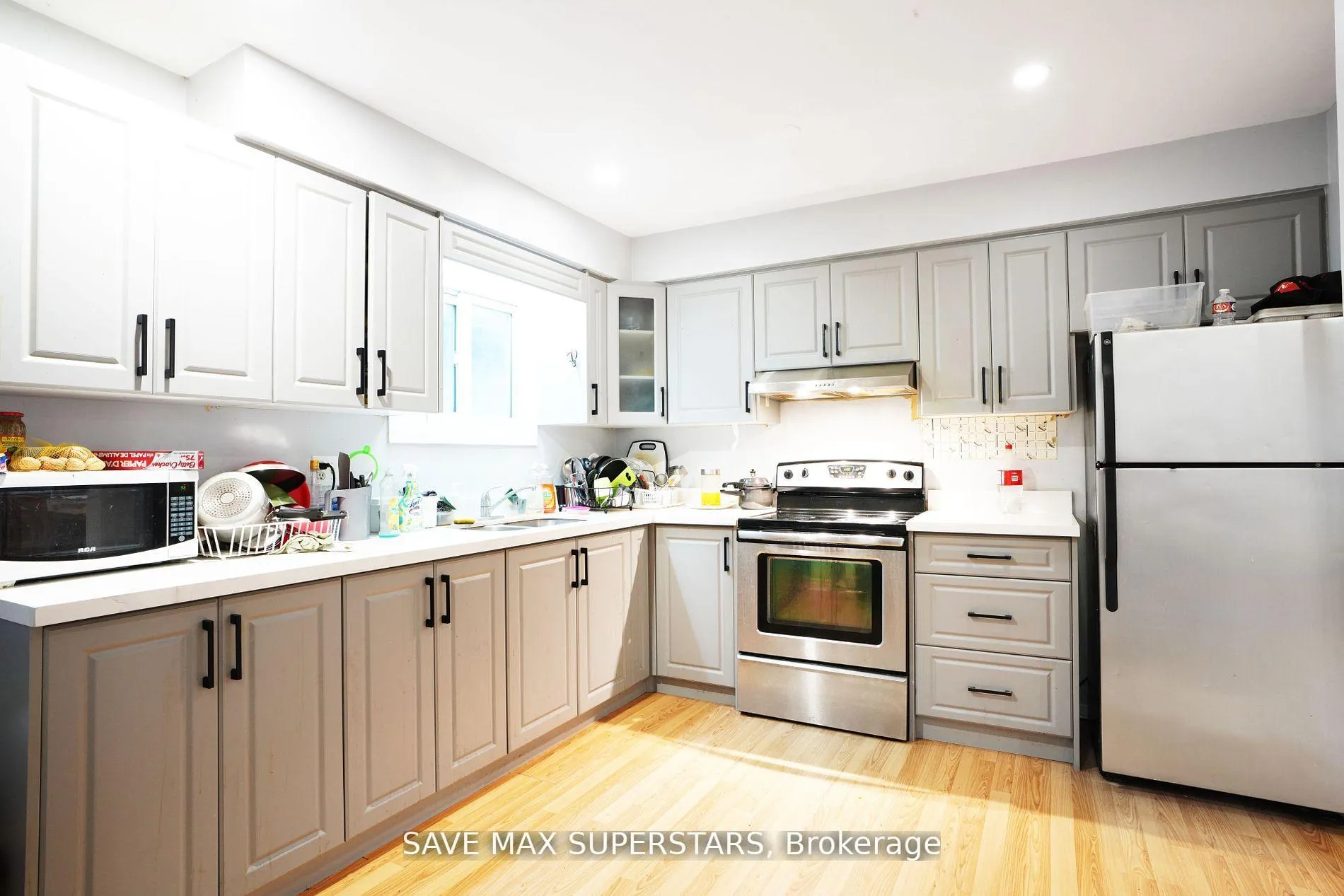 Photo 5 of 96 Wellington Street E, Barrie, Wellington — HOMEH