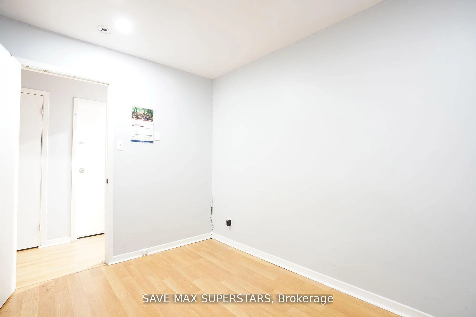 Photo 10 of 96 Wellington Street E, Barrie, Wellington — HOMEH