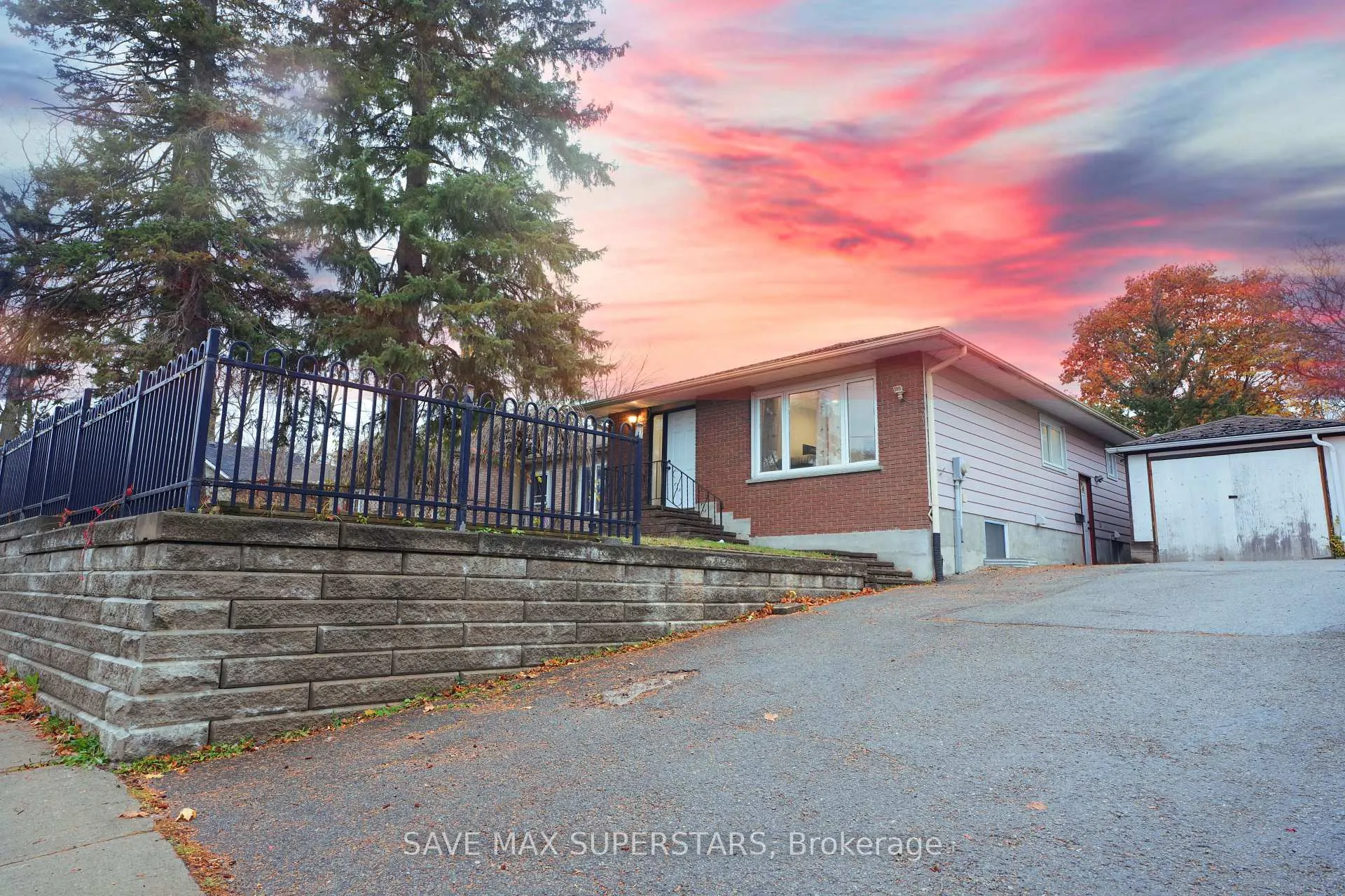 Photo 28 of 96 Wellington Street E, Barrie, Wellington — HOMEH