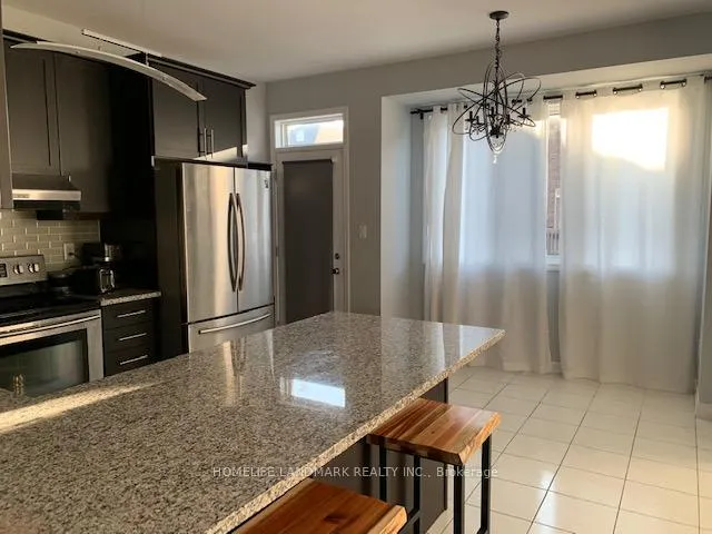 Photo 6 of 127 Buckle Crescent, Aurora, Rural Aurora — HOMEH
