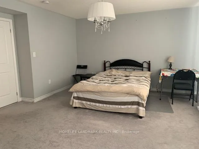 Photo 12 of 127 Buckle Crescent, Aurora, Rural Aurora — HOMEH