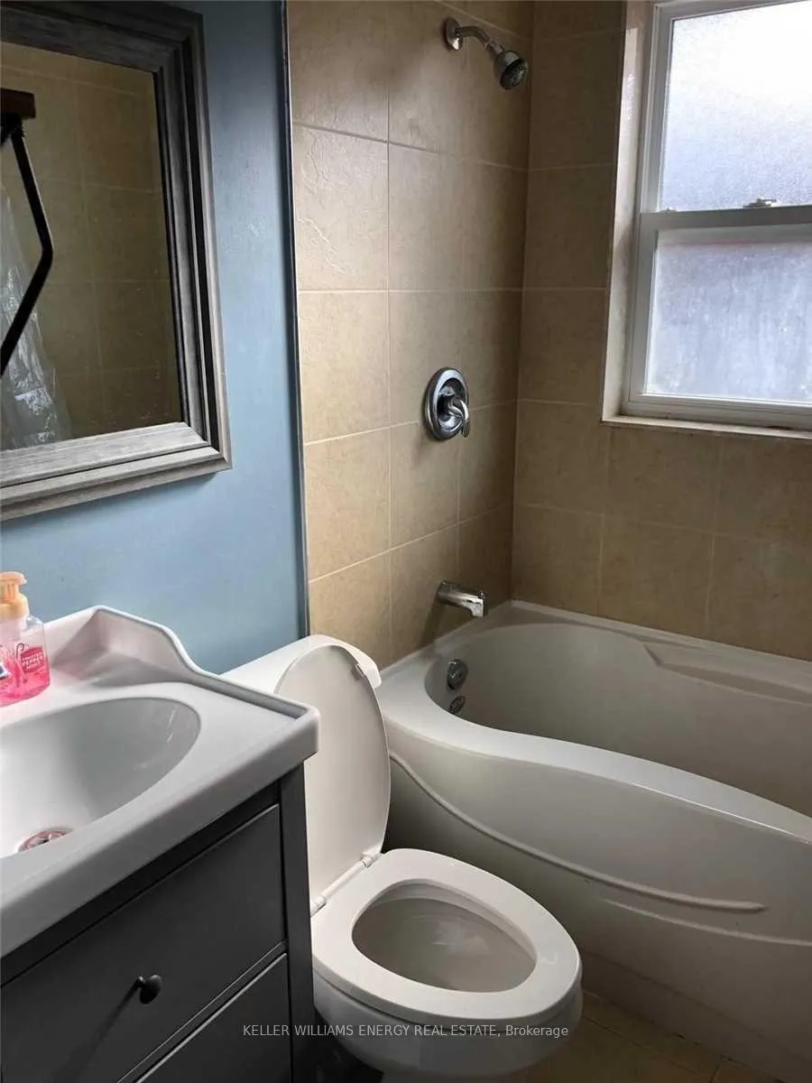 Photo 7 of 195 Waverly Street S, Oshawa, Vanier — HOMEH