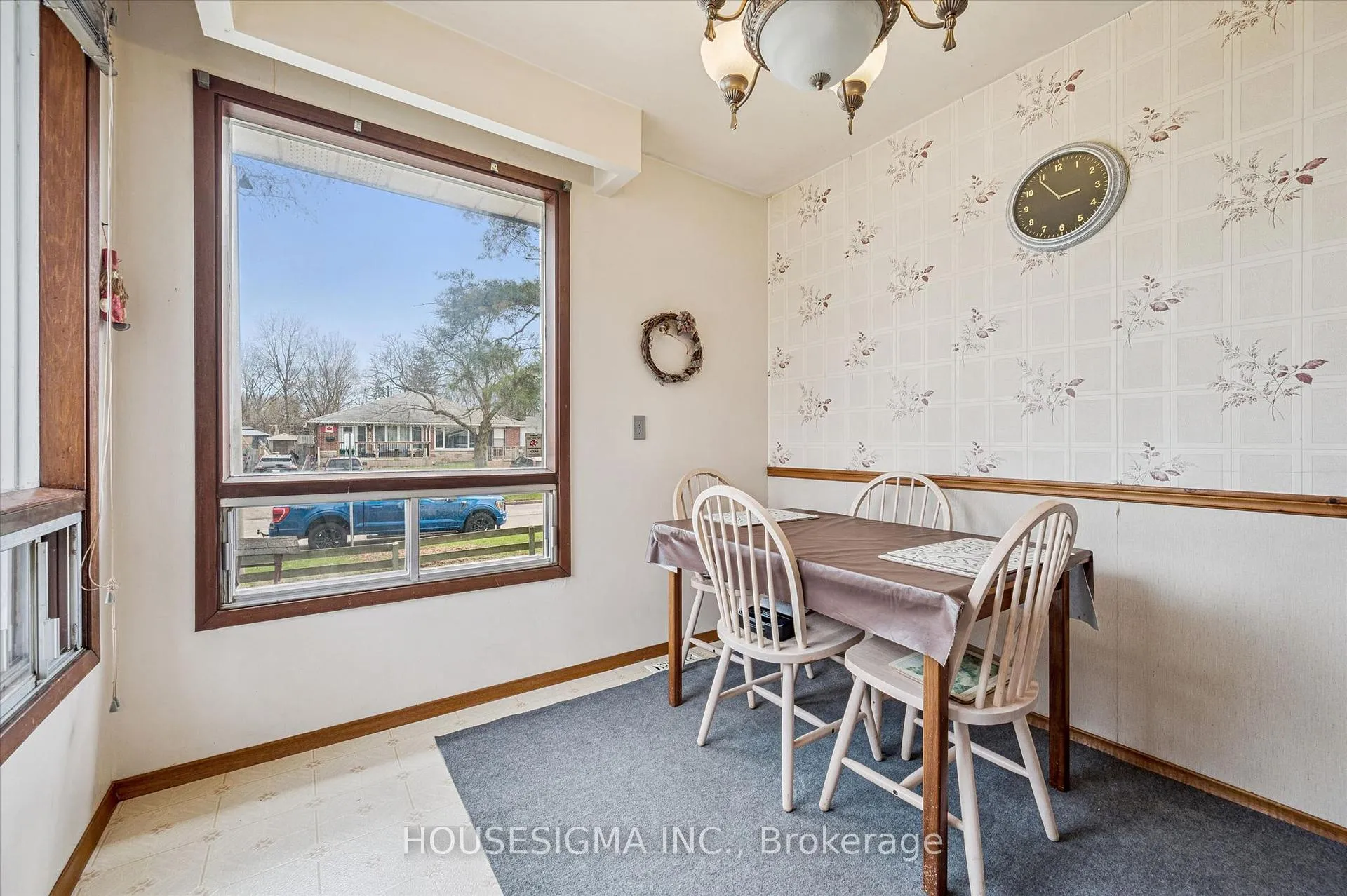 Photo 15 of 3 Inadale Court, Kitchener — HOMEH