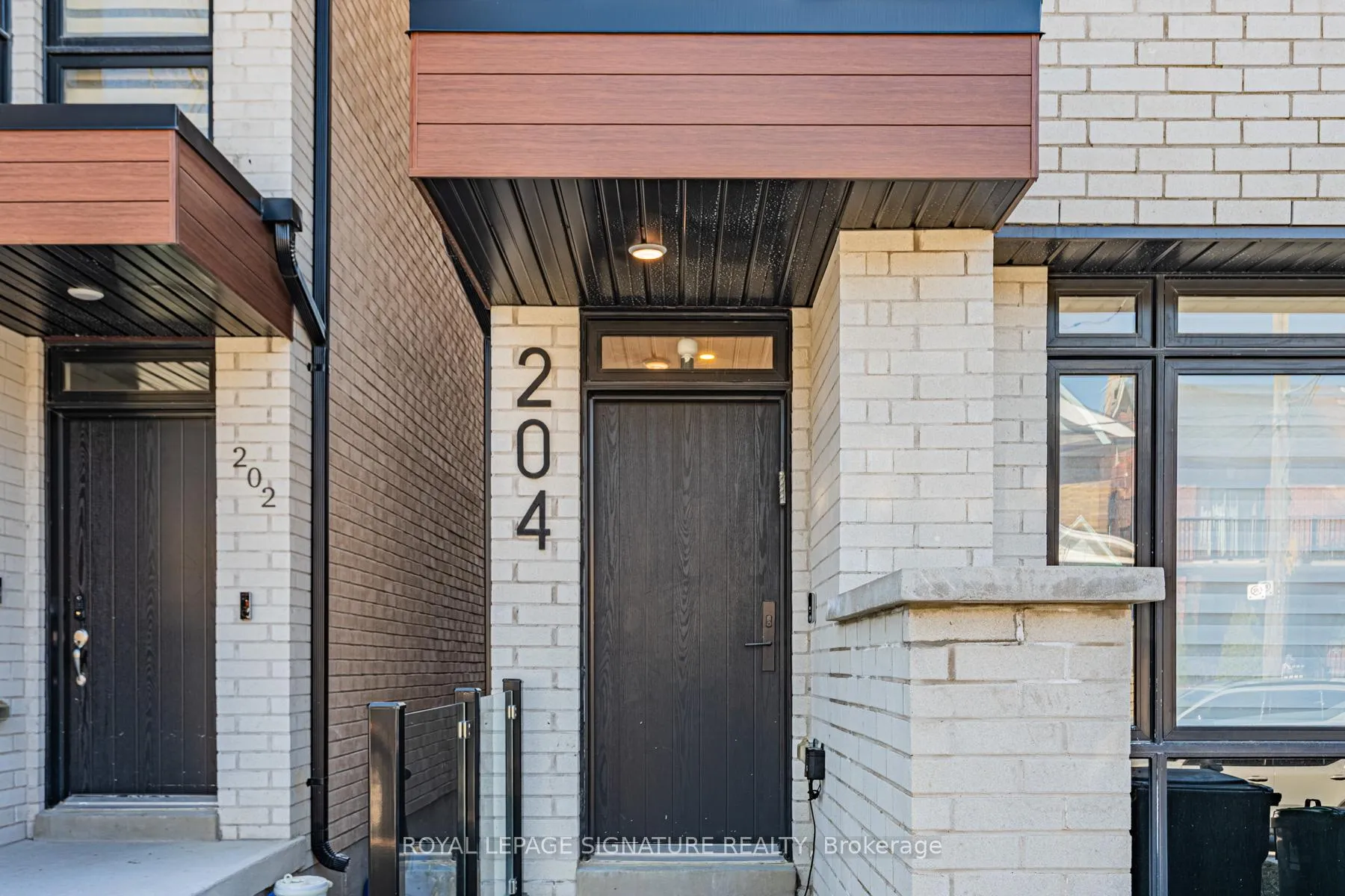 Photo 2 of 204 McRoberts Avenue, Toronto, Corso Italia-Davenport — HOMEH