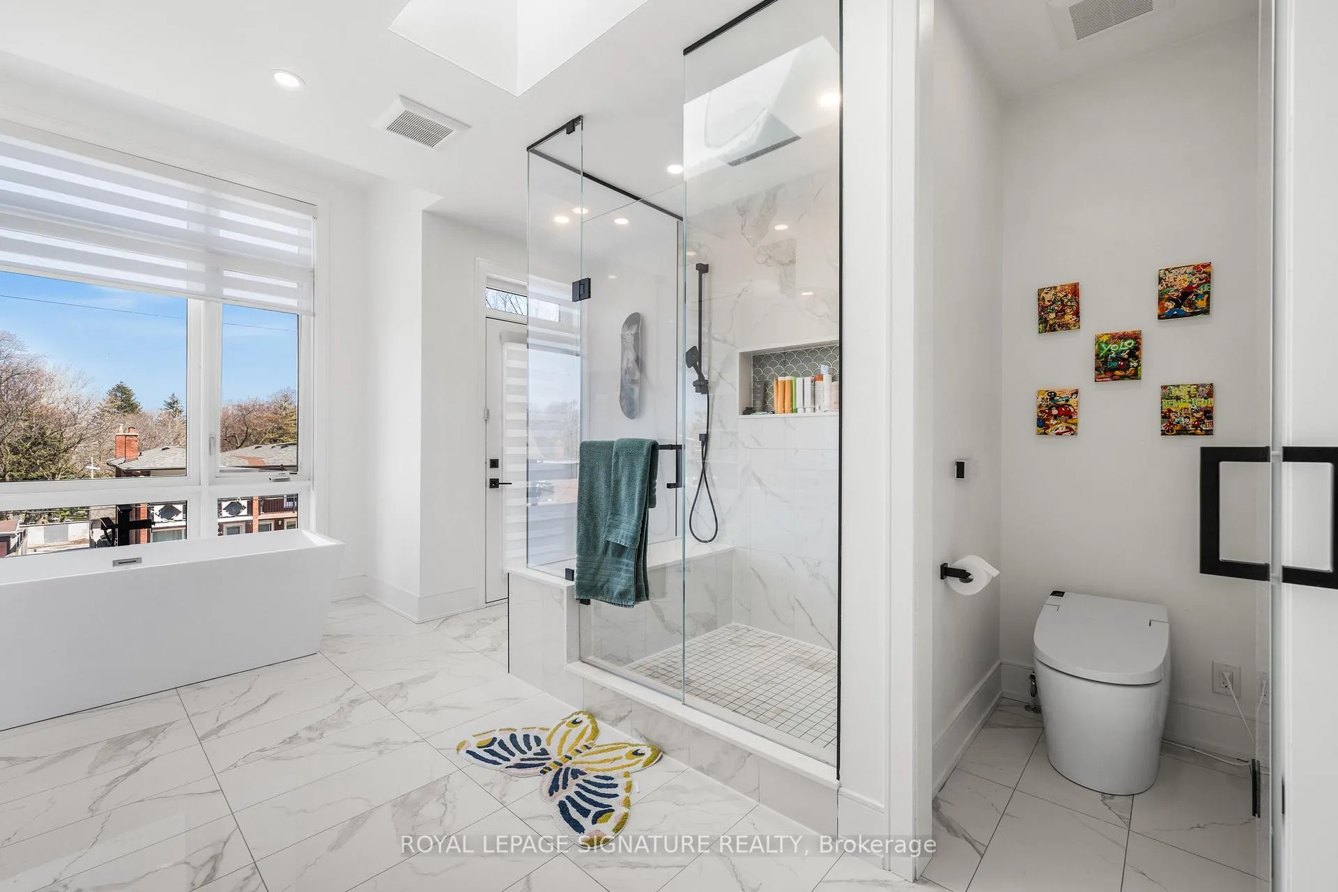 Photo 20 of 204 McRoberts Avenue, Toronto, Corso Italia-Davenport — HOMEH