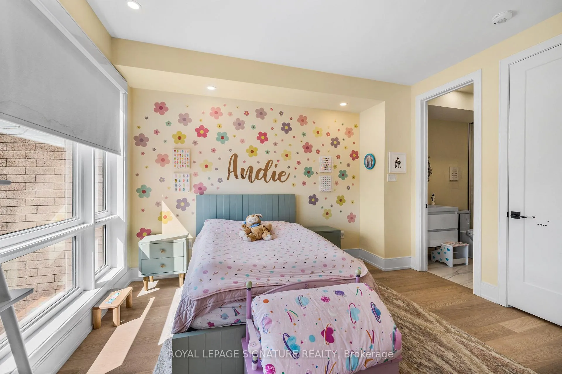 Photo 26 of 204 McRoberts Avenue, Toronto, Corso Italia-Davenport — HOMEH