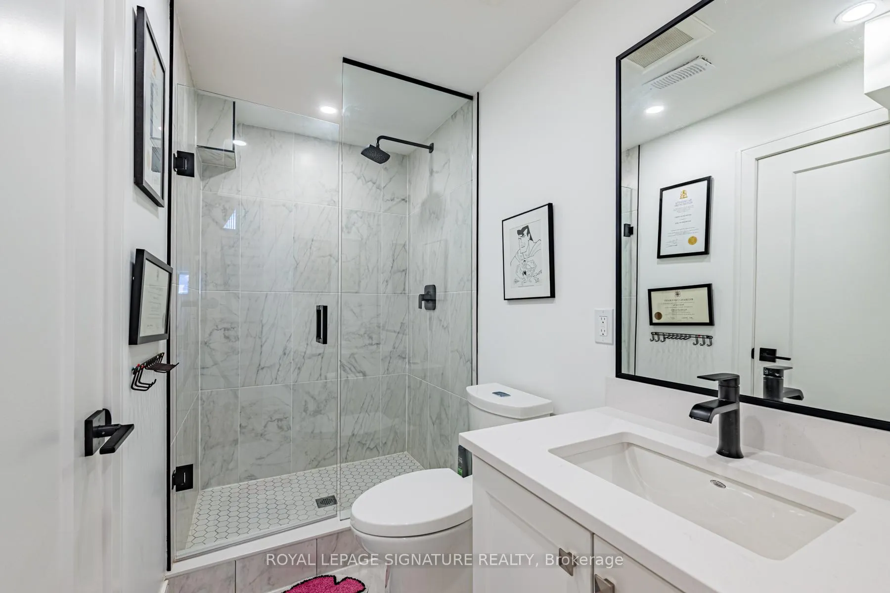 Photo 31 of 204 McRoberts Avenue, Toronto, Corso Italia-Davenport — HOMEH