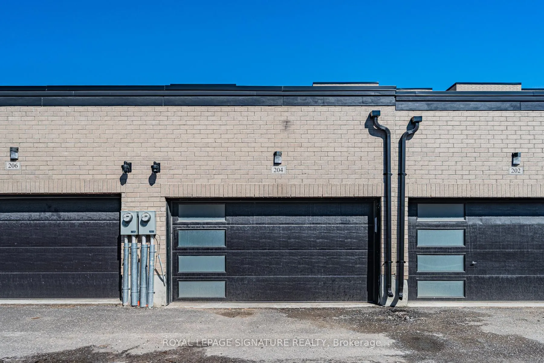 Photo 39 of 204 McRoberts Avenue, Toronto, Corso Italia-Davenport — HOMEH