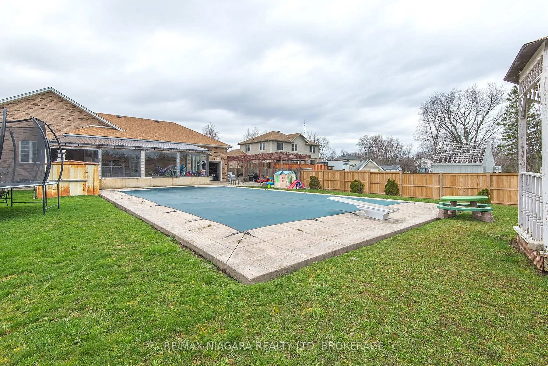 Photo 11 of 5199 Sherkston Road, Port Colborne, Sherkston — HOMEH