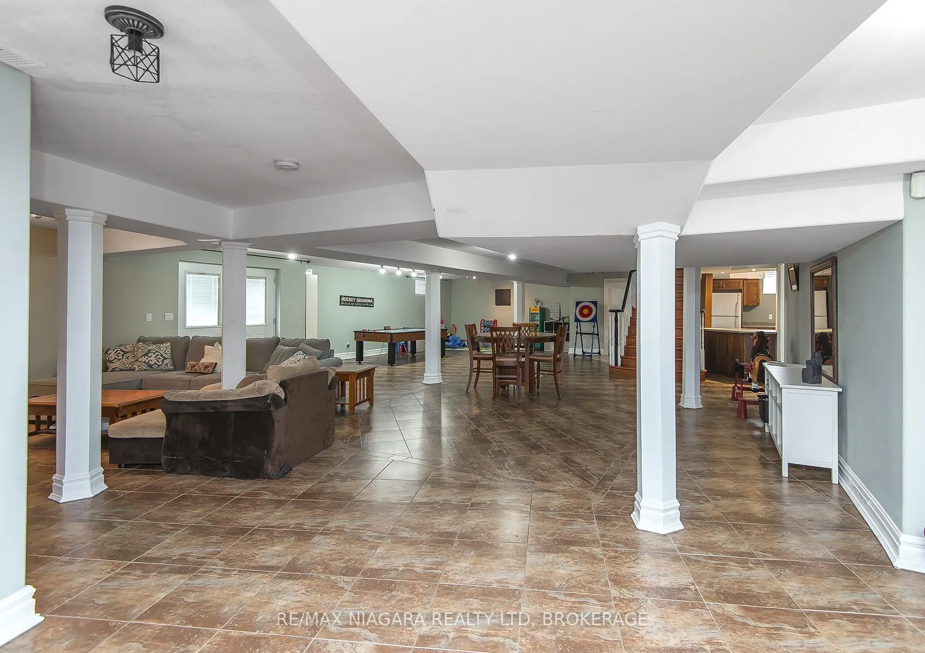 Photo 38 of 5199 Sherkston Road, Port Colborne, Sherkston — HOMEH