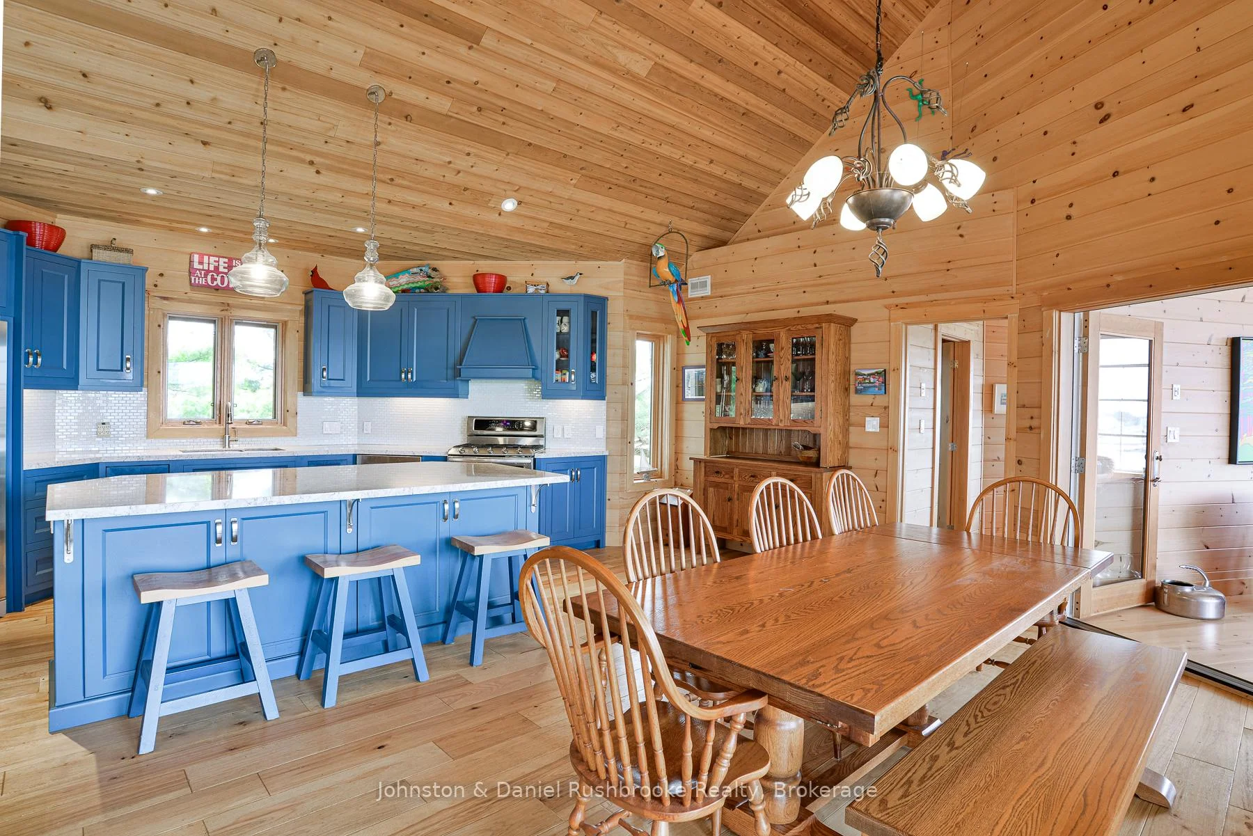 Photo 27 of 2 Island 1210, Georgian Bay, Baxter — HOMEH