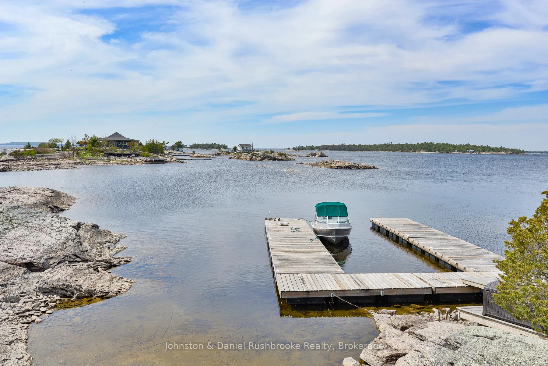 Photo 31 of 2 Island 1210, Georgian Bay, Baxter — HOMEH