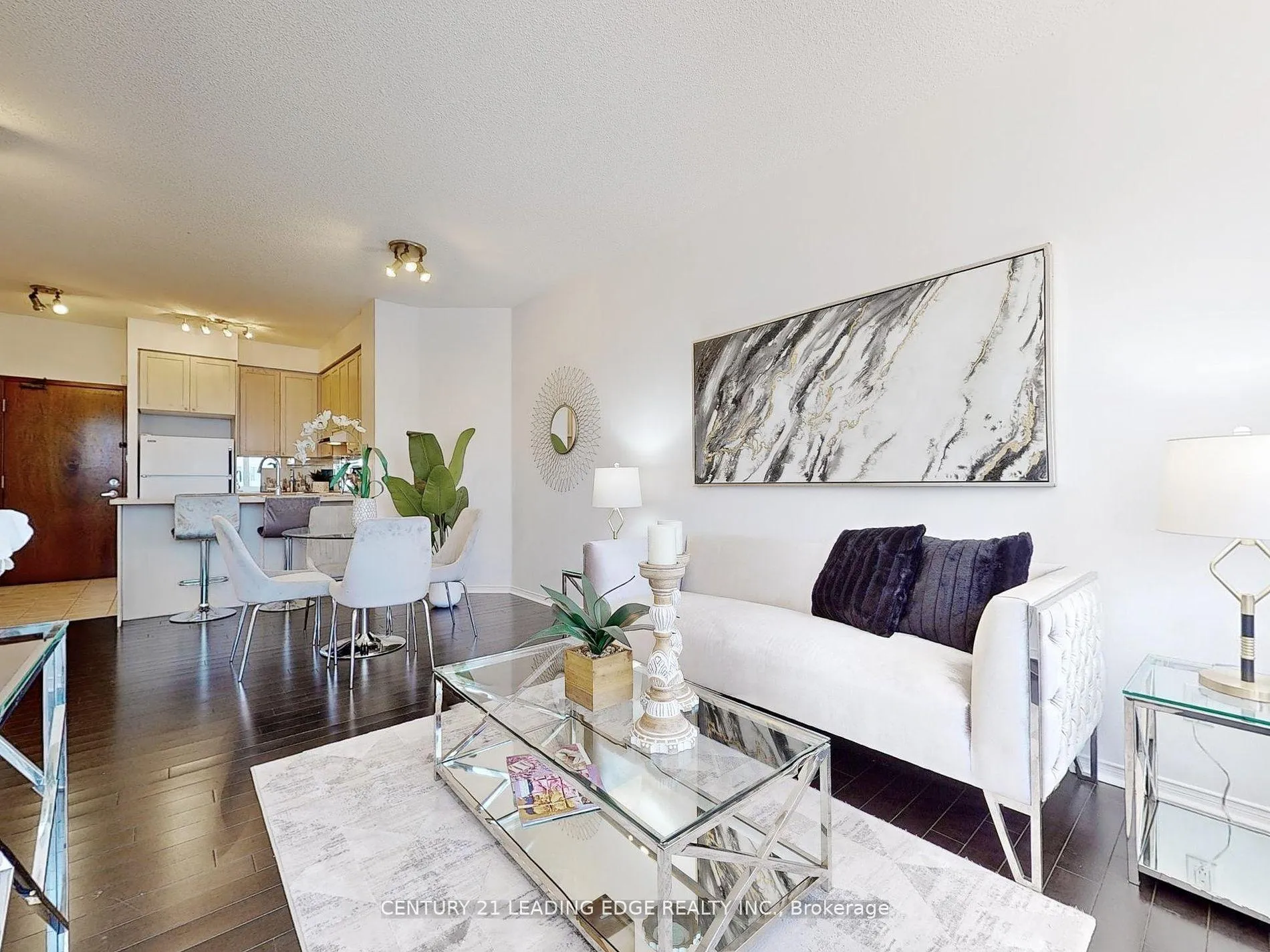 Photo 9 of Unit 602, 555 Yonge Street, Toronto, Church-Yonge Corridor — HOMEH