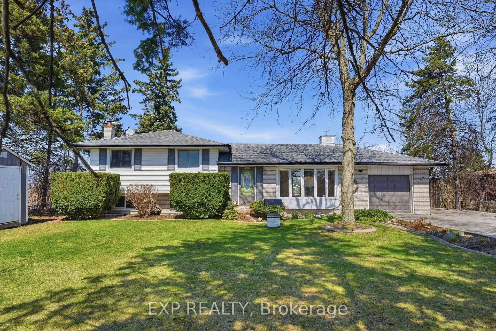 Photo 3 of 4130 Golf Club Road, Hamilton, Rural Glanbrook — HOMEH