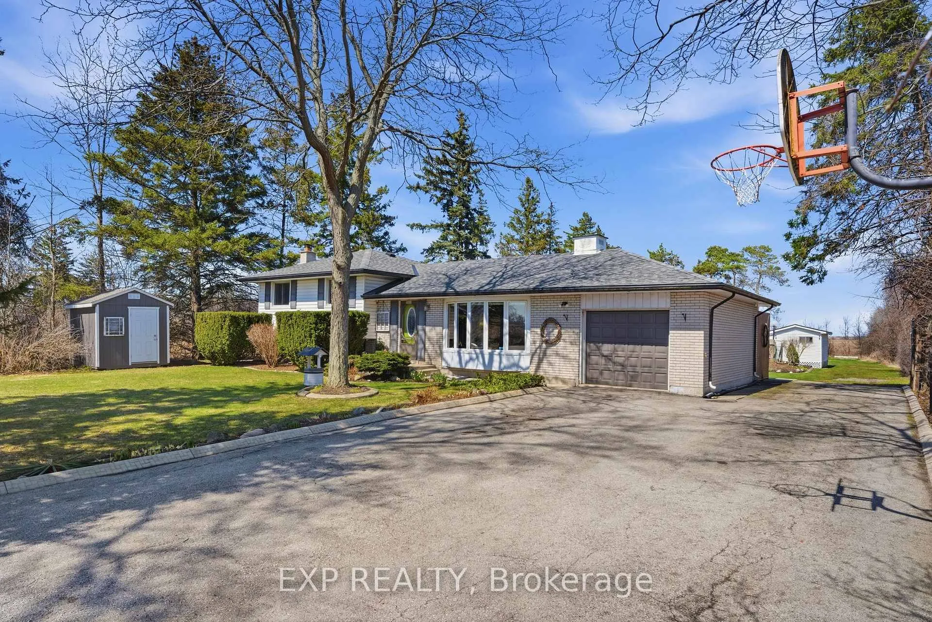 Photo 5 of 4130 Golf Club Road, Hamilton, Rural Glanbrook — HOMEH