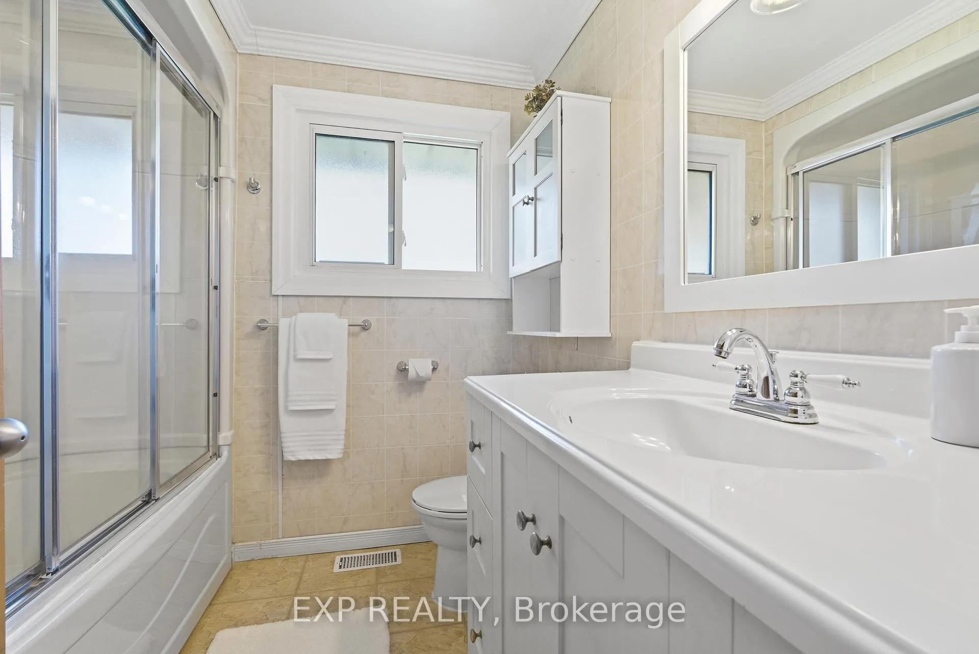 Photo 22 of 4130 Golf Club Road, Hamilton, Rural Glanbrook — HOMEH