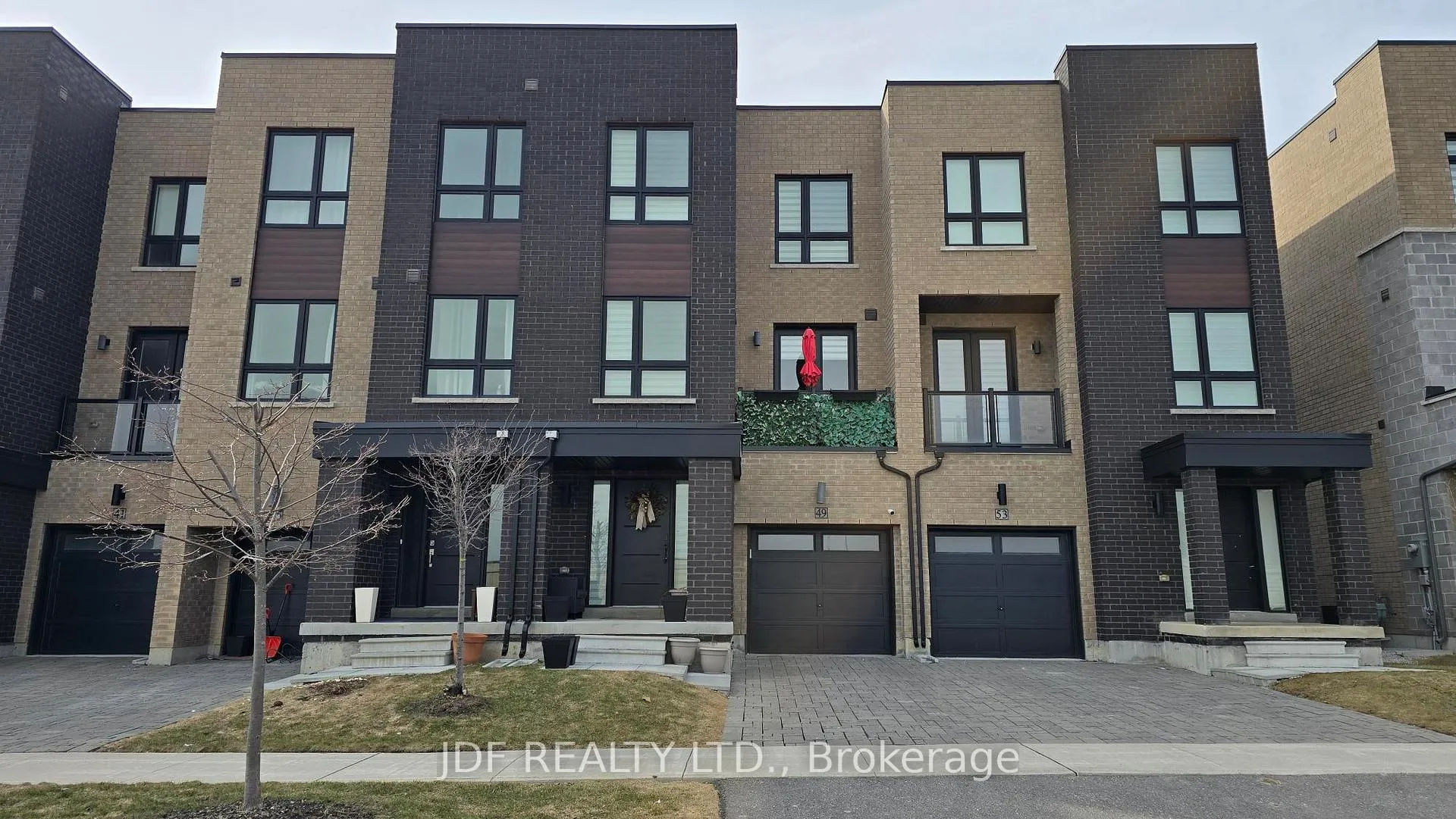 Photo 1 of 49 Gridiron Gate, Vaughan, Vellore Village — HOMEH