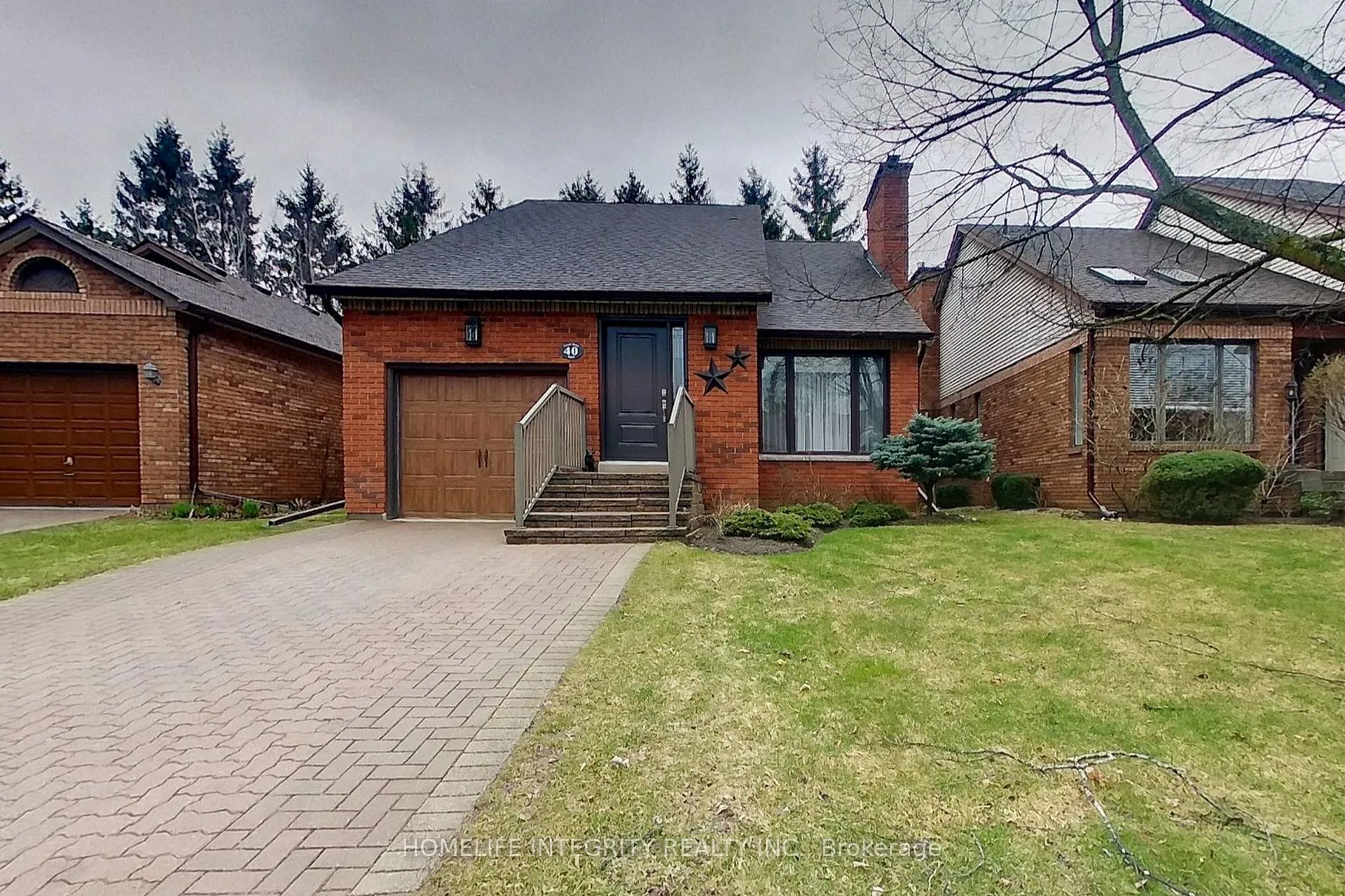 Front of 40 Green Briar Road