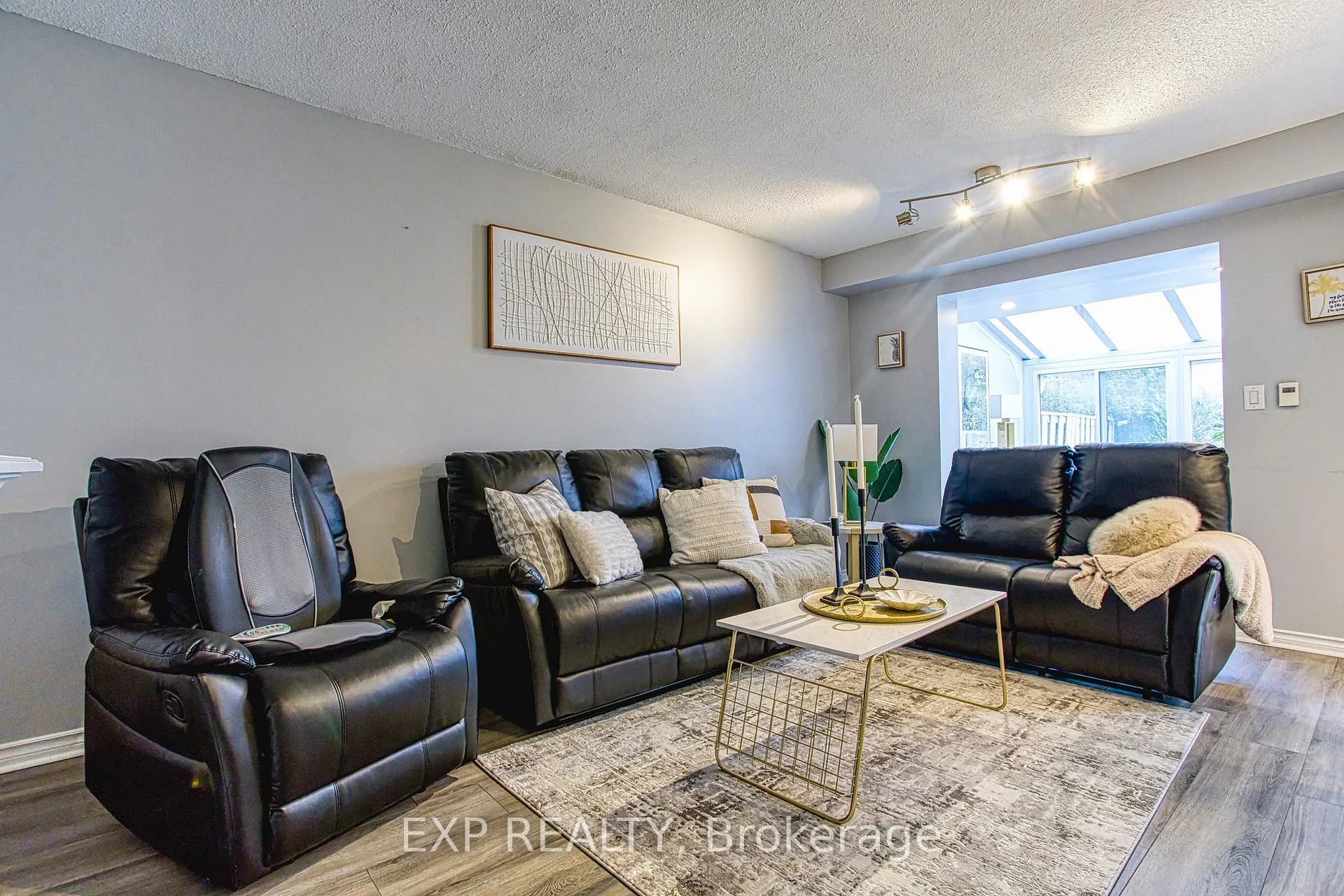 Photo 5 of 202 Golden Orchard Drive, Hamilton, Gourley — HOMEH