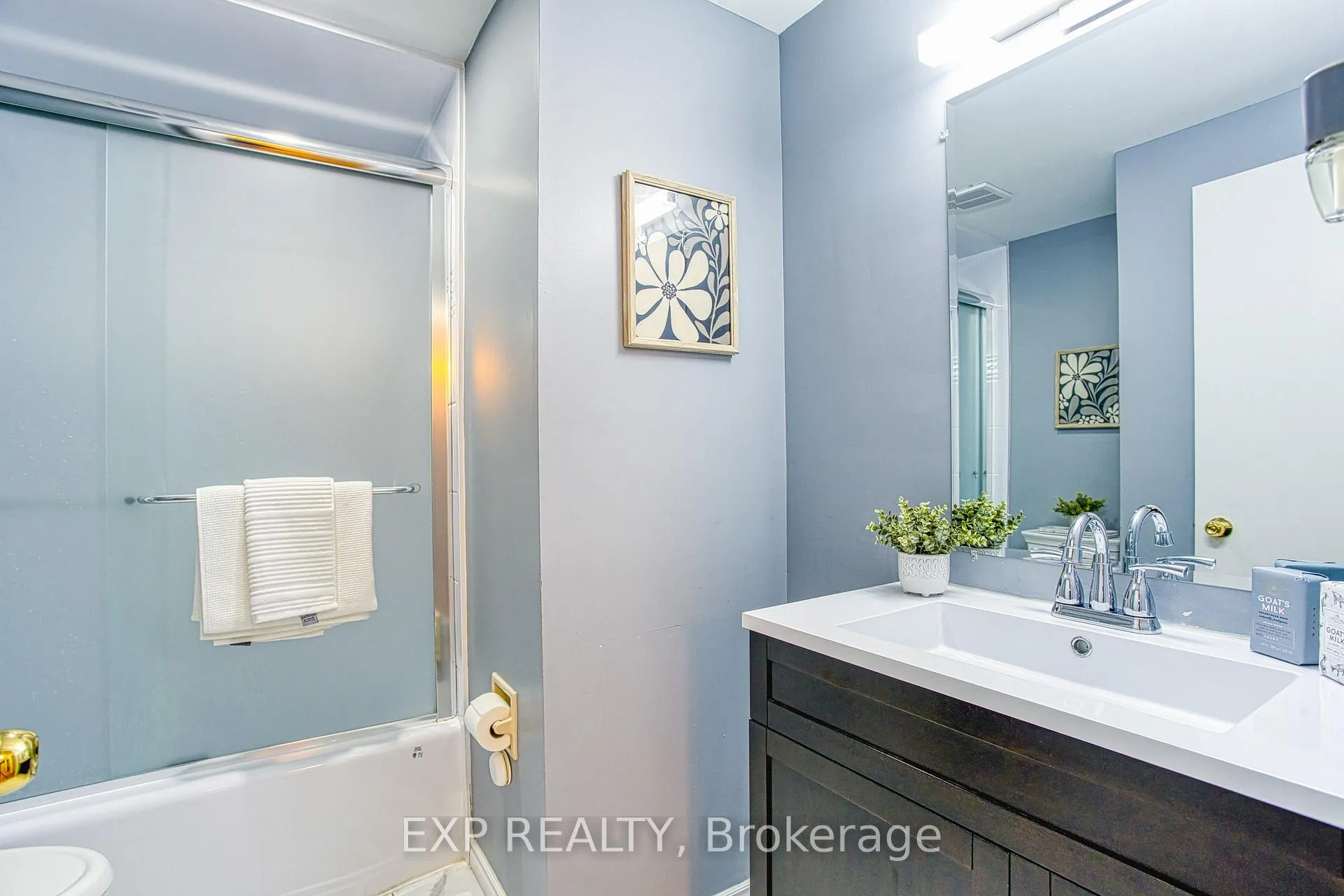 Photo 15 of 202 Golden Orchard Drive, Hamilton, Gourley — HOMEH